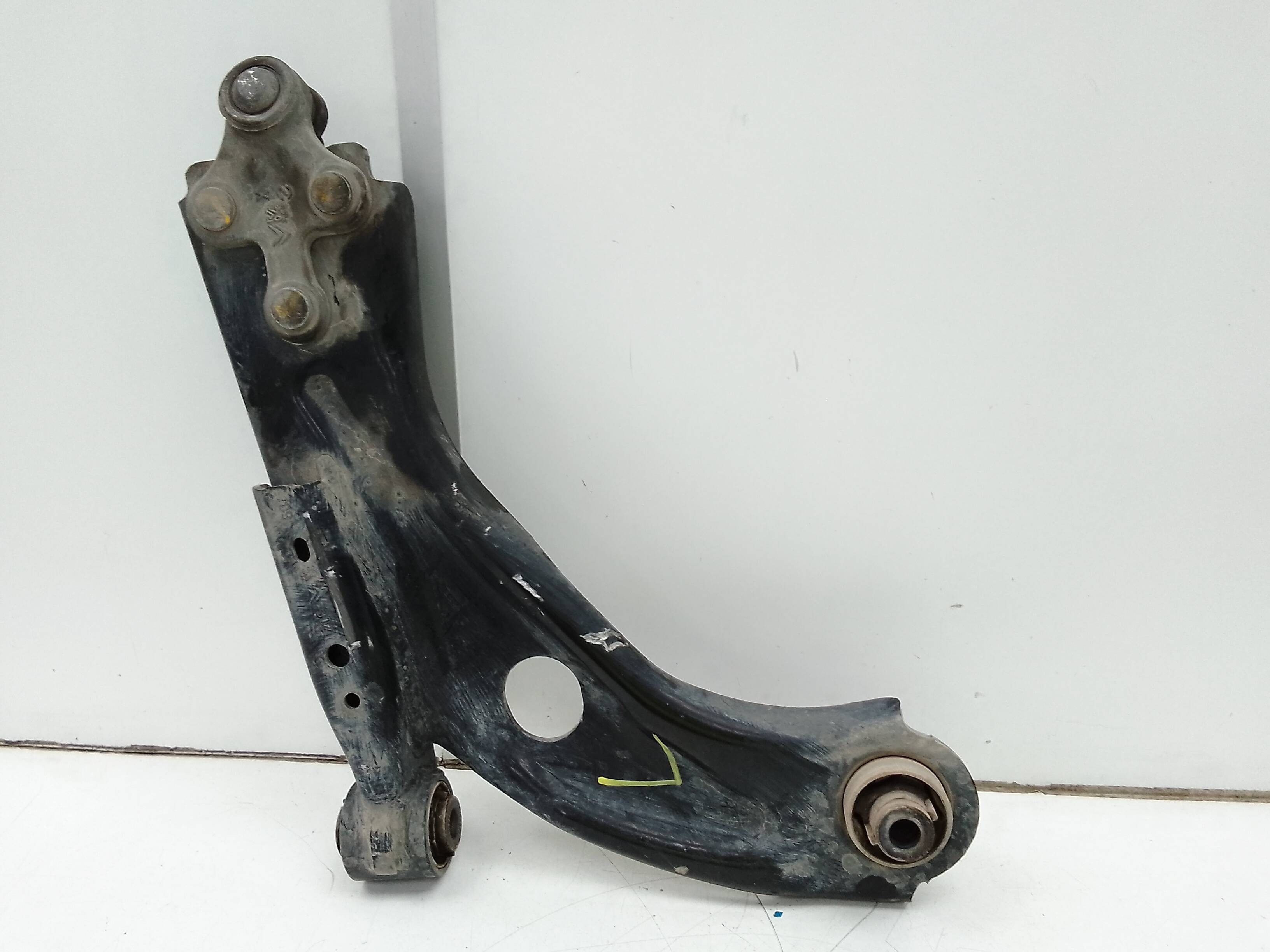 Brazo suspension inferior delantero izquierdo citroen berlingo combi (07.2018->)