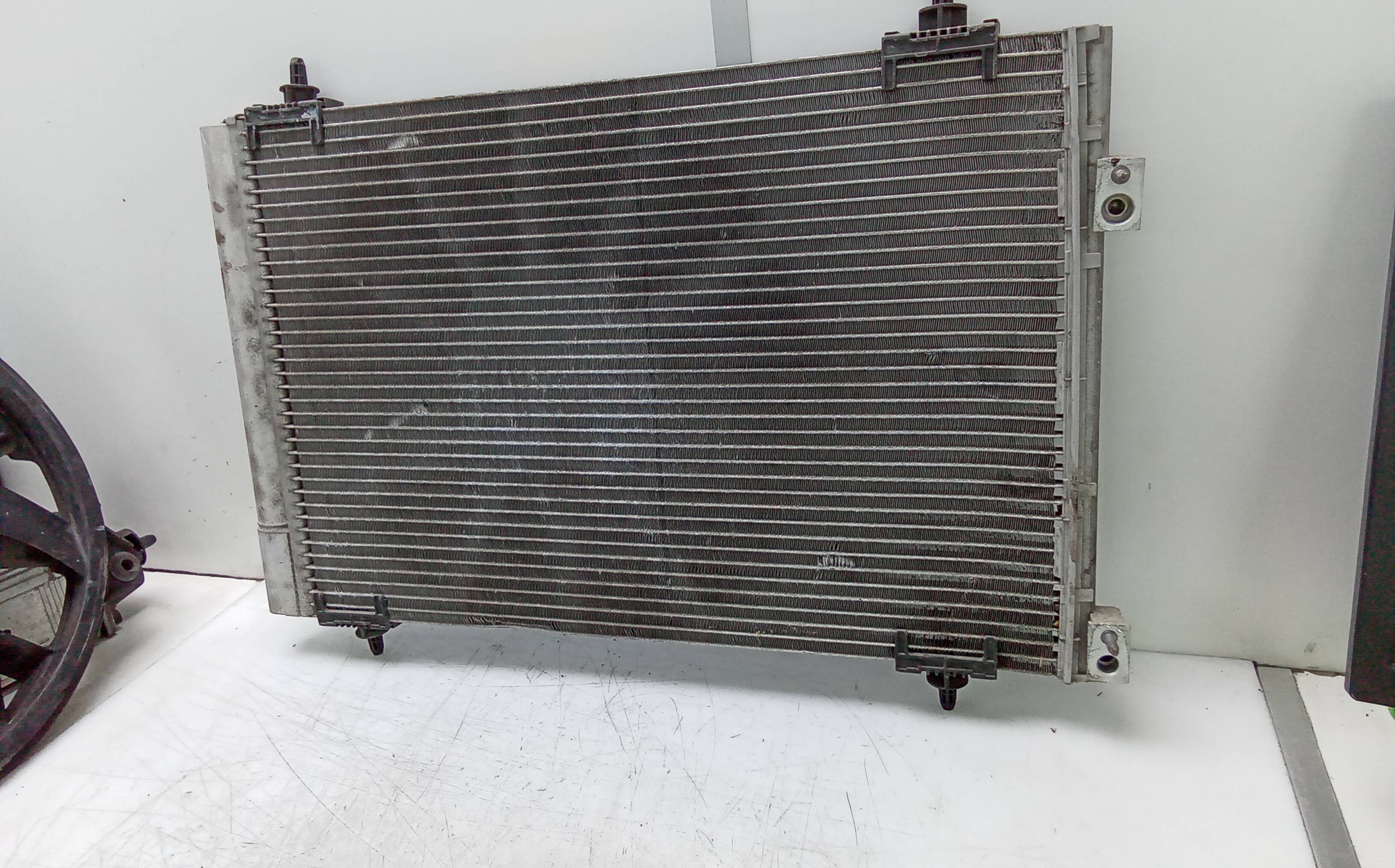 Radiador a/c peugeot 3008 (05.2009->)