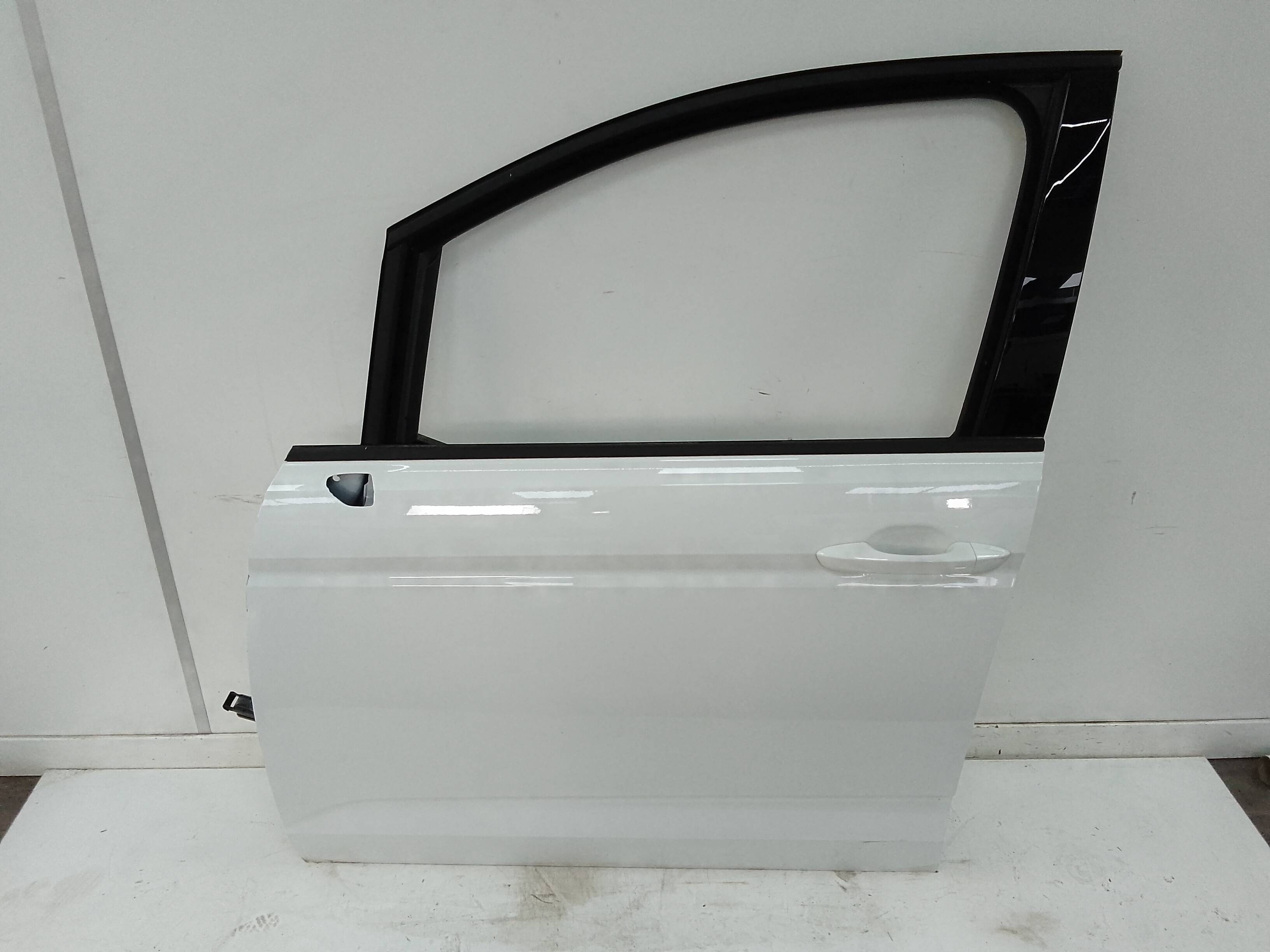 Puerta delantera izquierda volkswagen touran (5t1)(04.2015->)