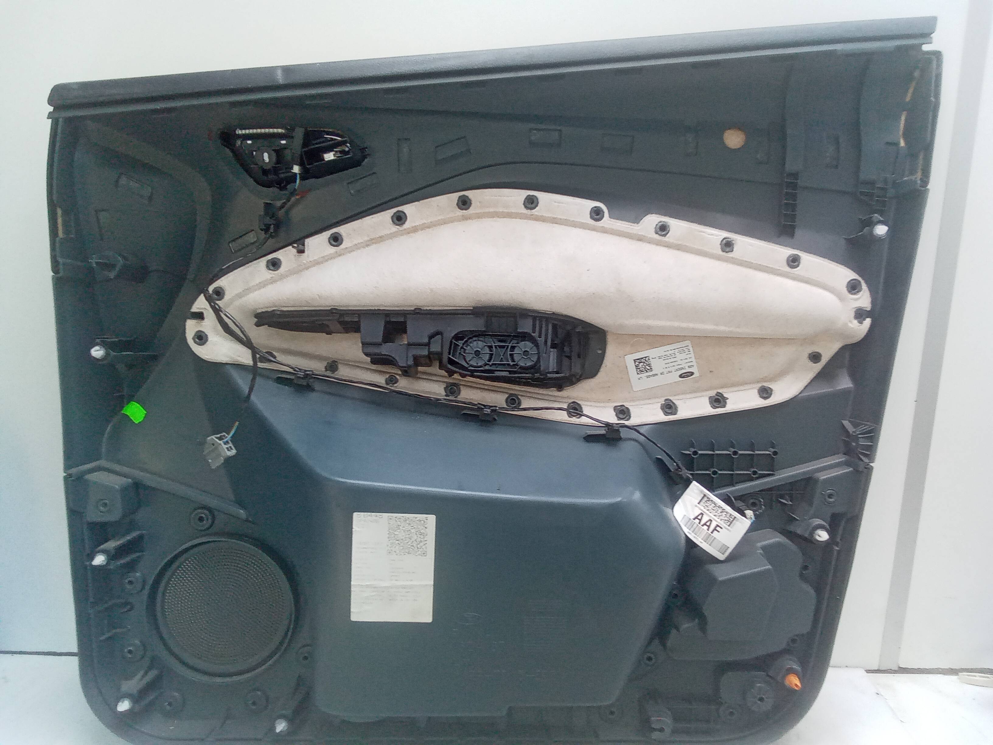 Guarnecido puerta delantera izquierda ford c-max (cb7)(2010->)