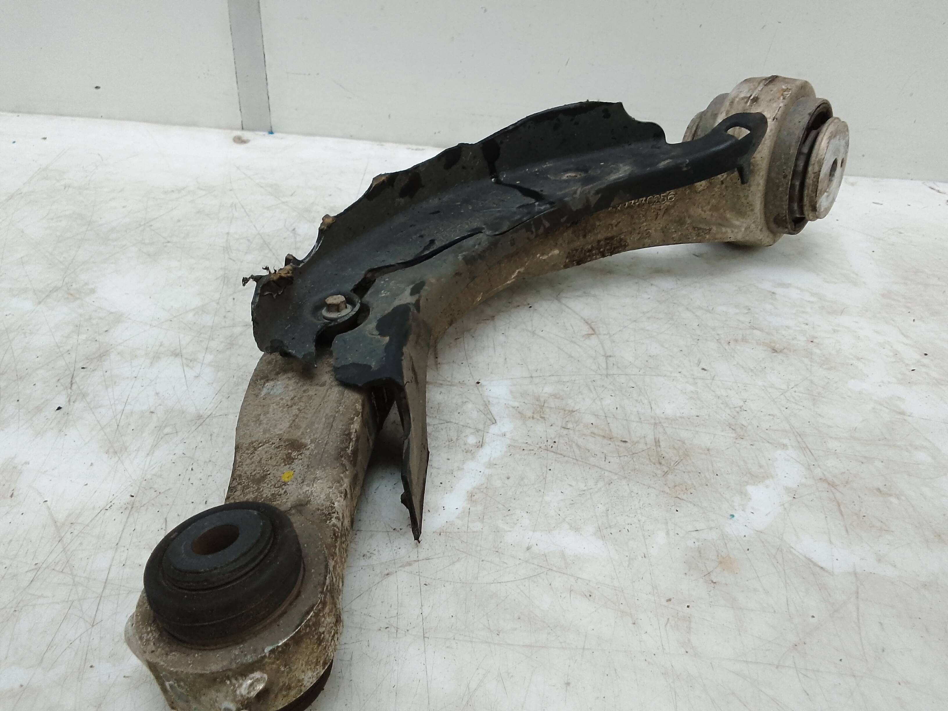 Brazo suspension inferior delantero izquierdo jaguar xf (04.2015->)