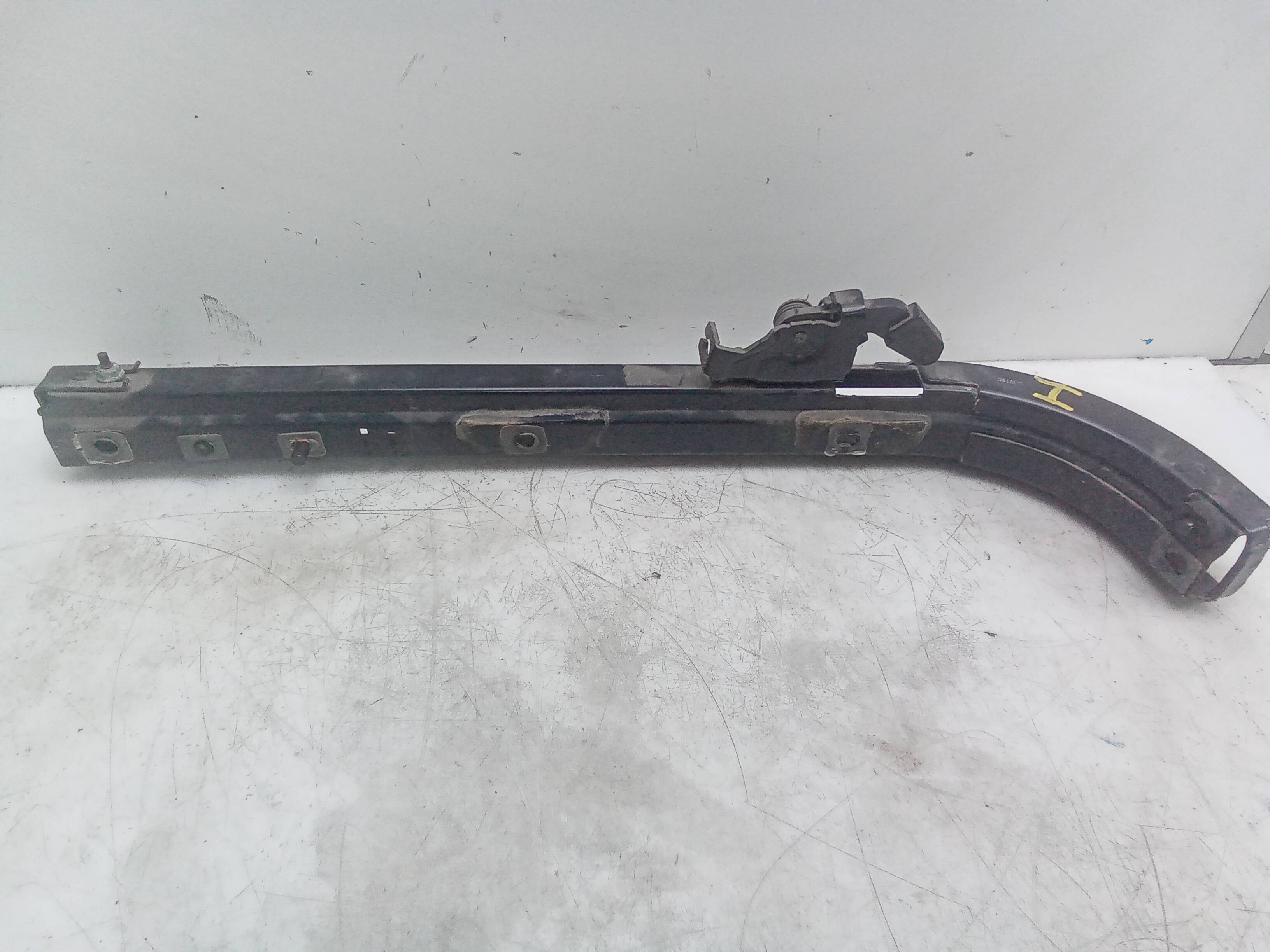 Guia puerta corredera izquierda ford b-max (cb2)(2012->)