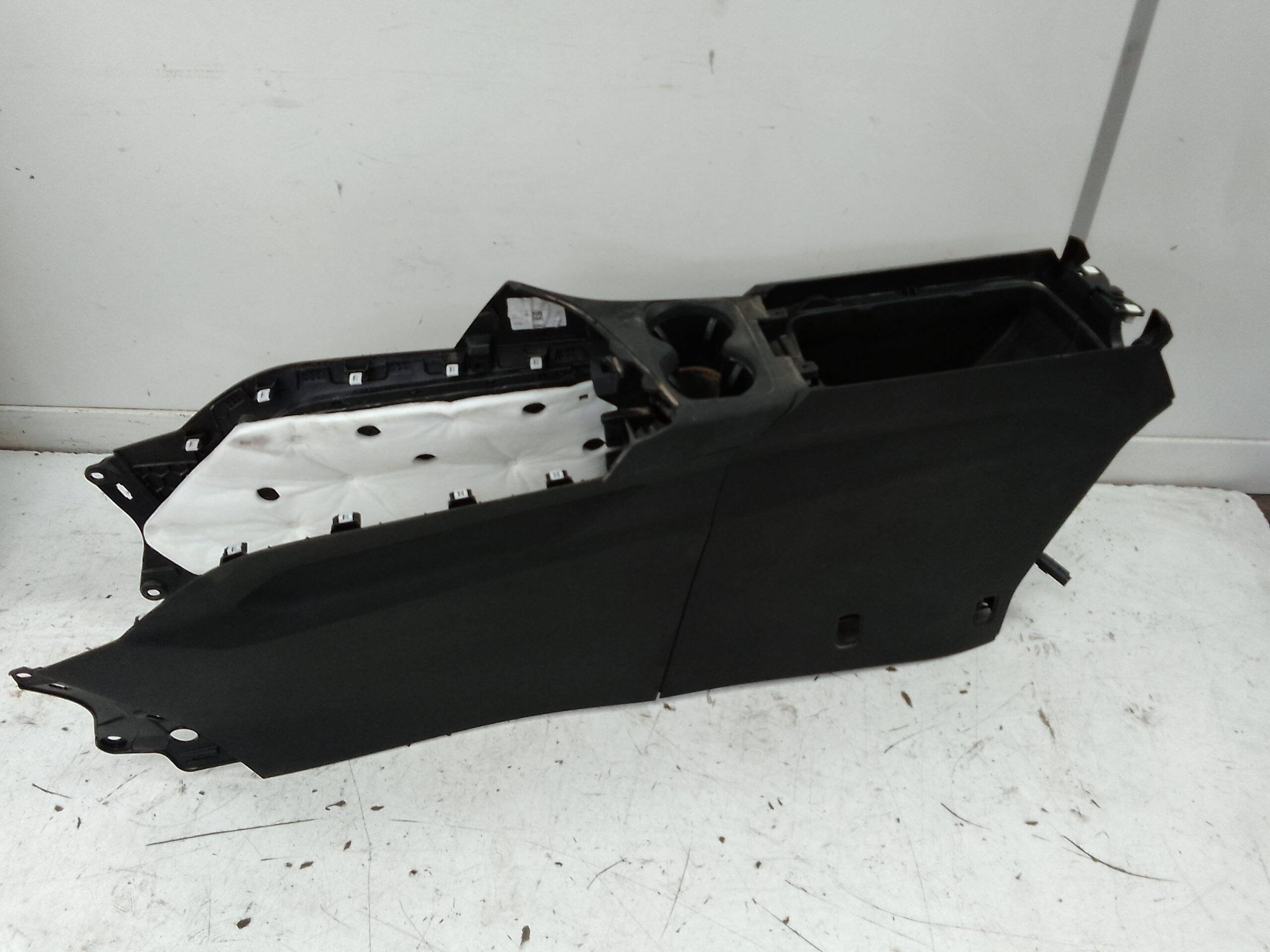 Consola central peugeot 3008 (07.2016->)