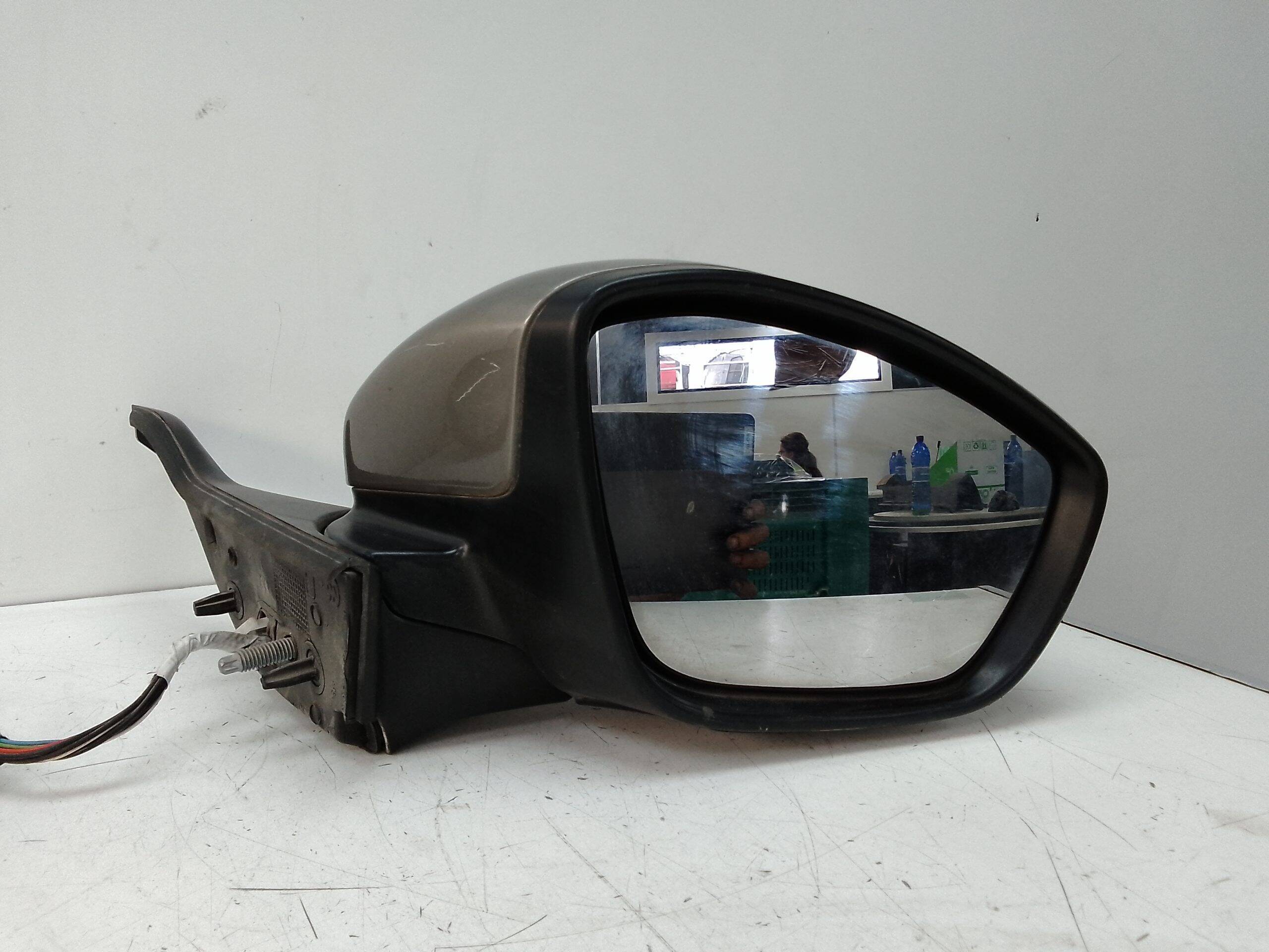 Retrovisor derecho peugeot 2008 (p1)(11.2019->)