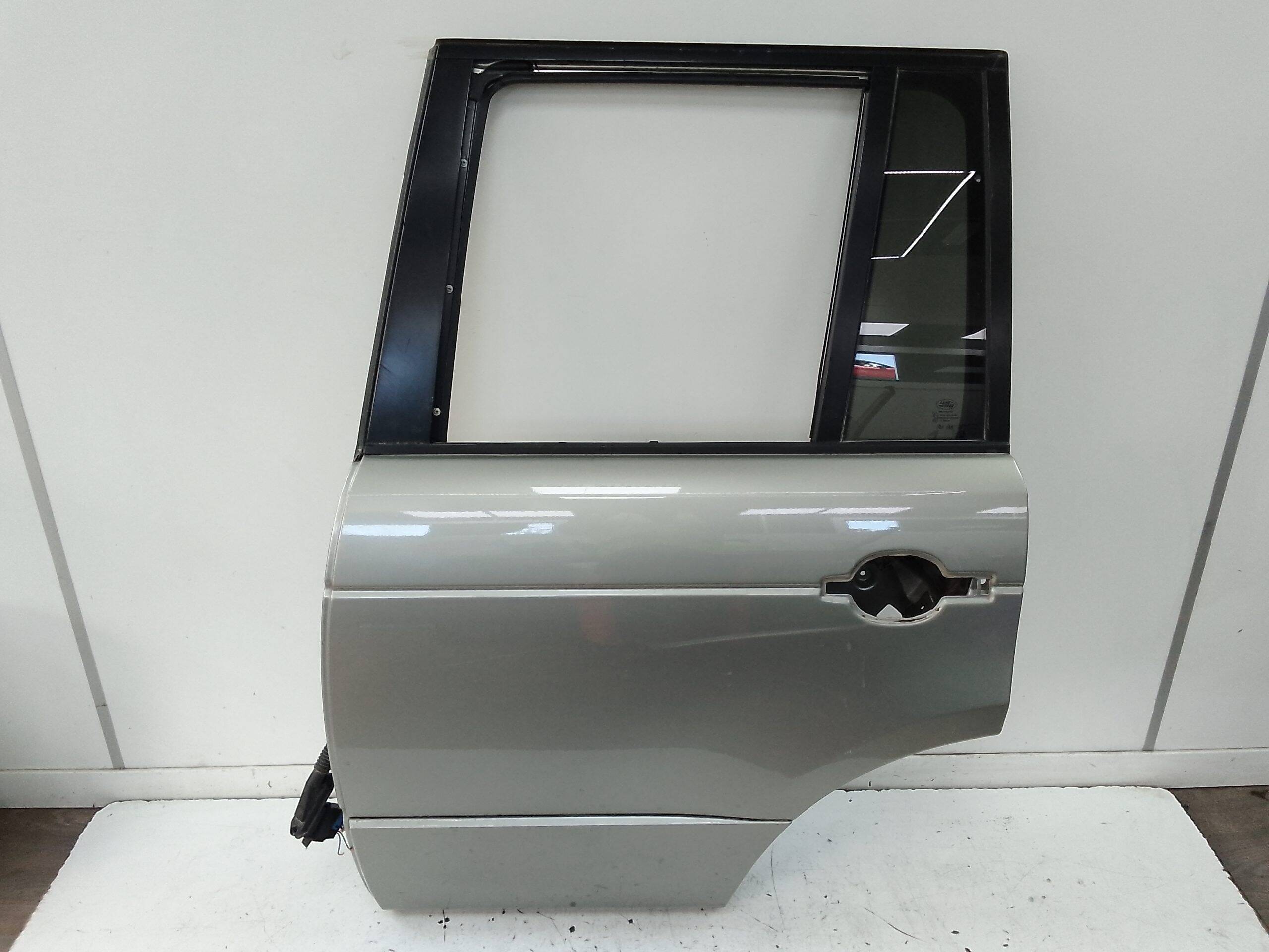 Puerta trasera derecha land rover range rover (lm)(01.2002->)