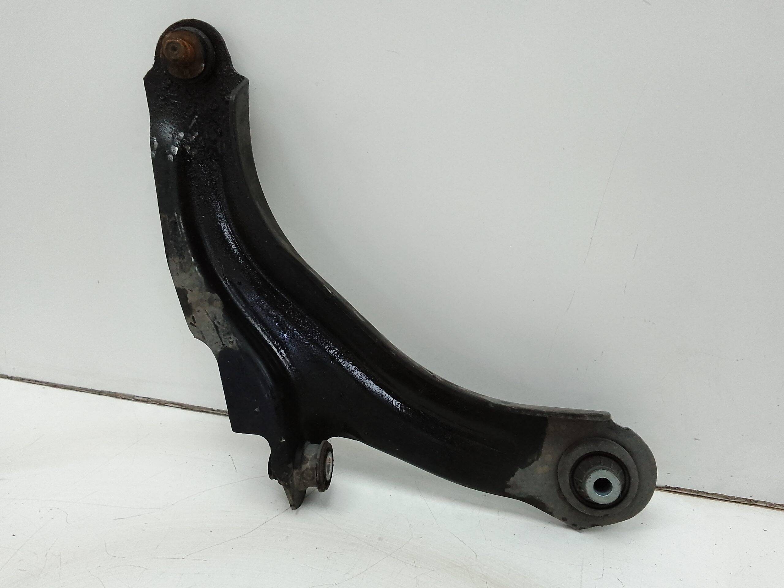 Brazo suspension inferior delantero derecho renault clio iv (2012->)