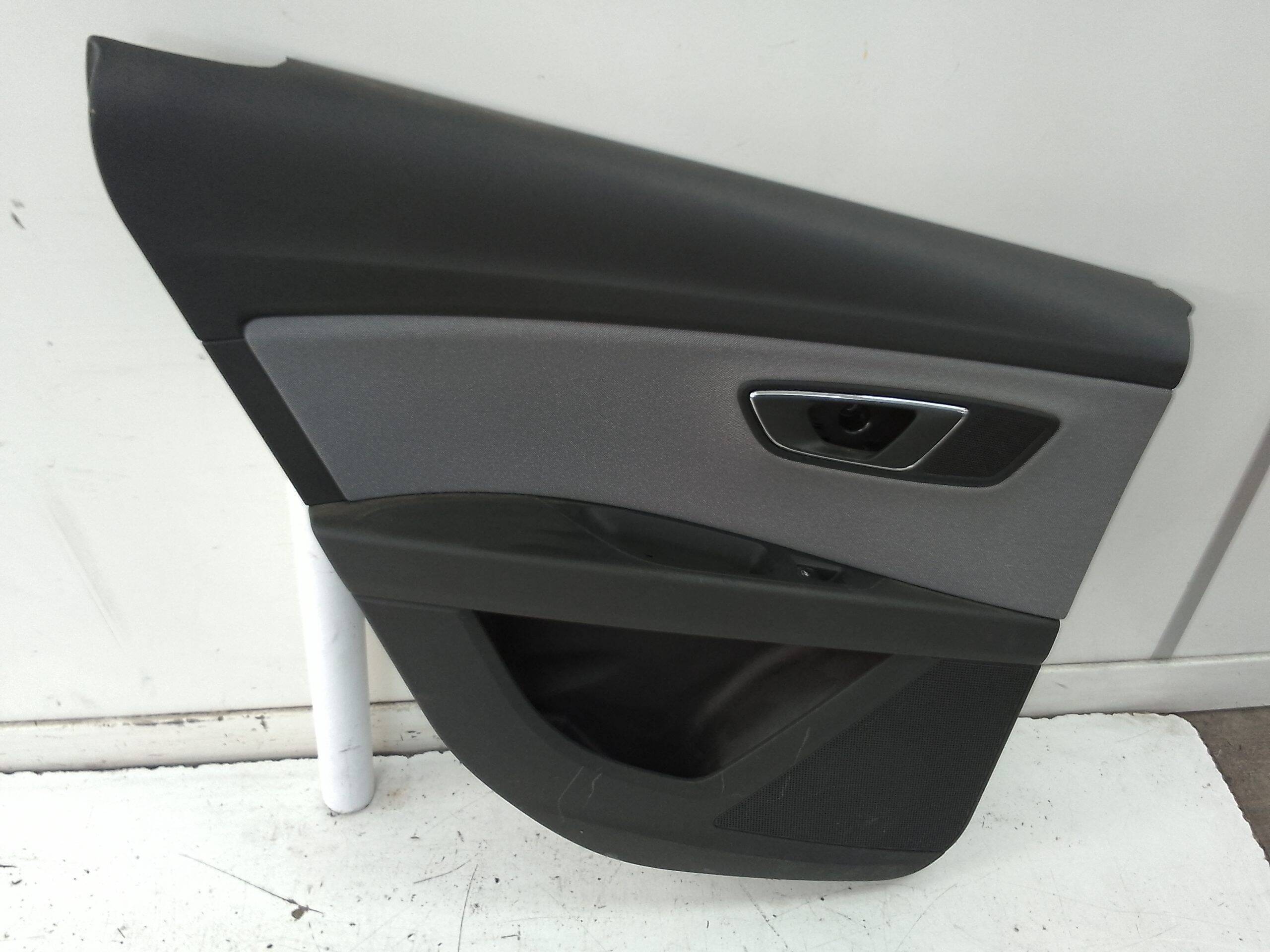 Guarnecido puerta trasera izquierda seat leon st 5f8 (10.2013->)