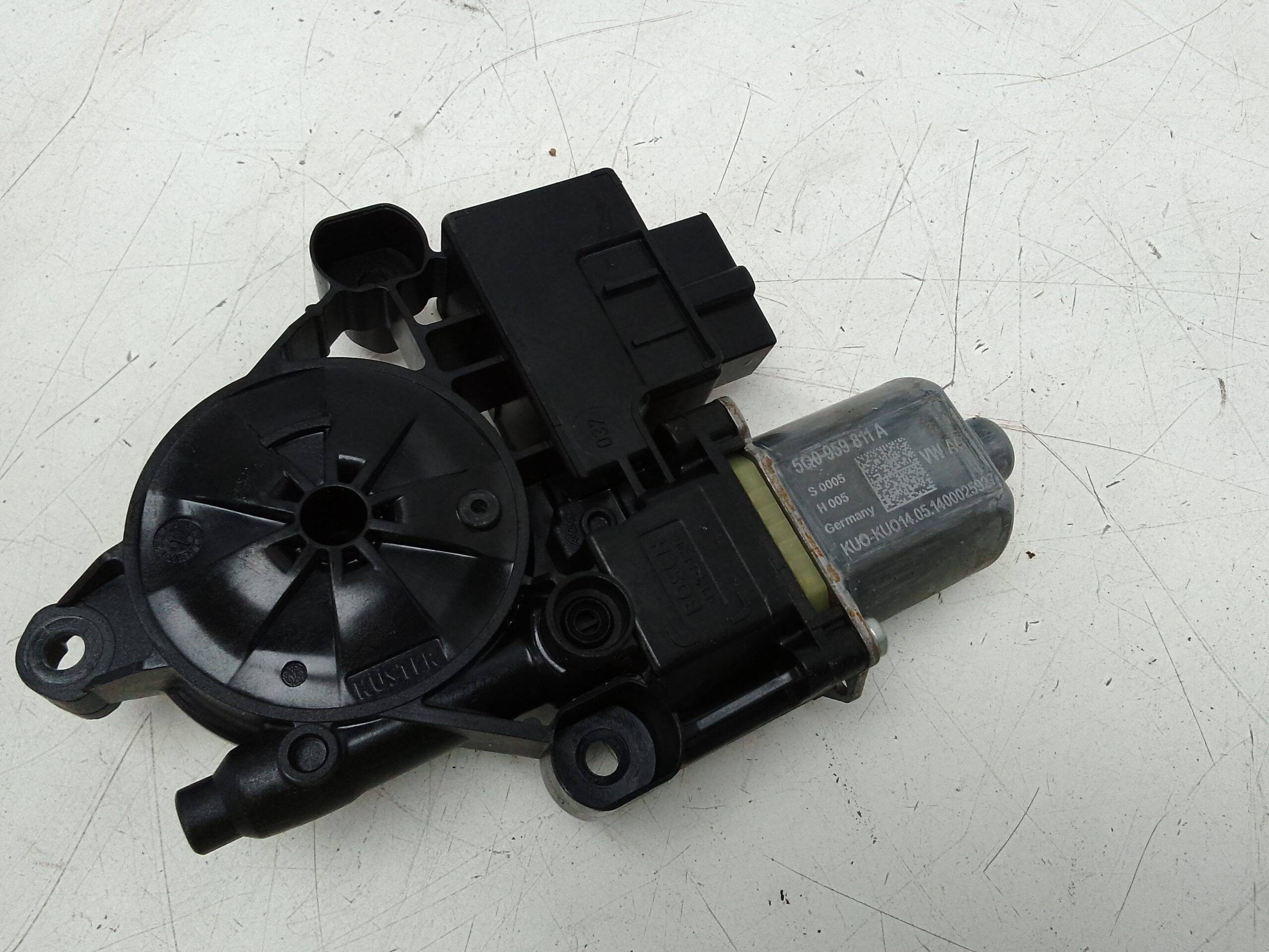 Motor elevalunas trasero izquierdo skoda octavia berlina (5e3)(01.2013->)