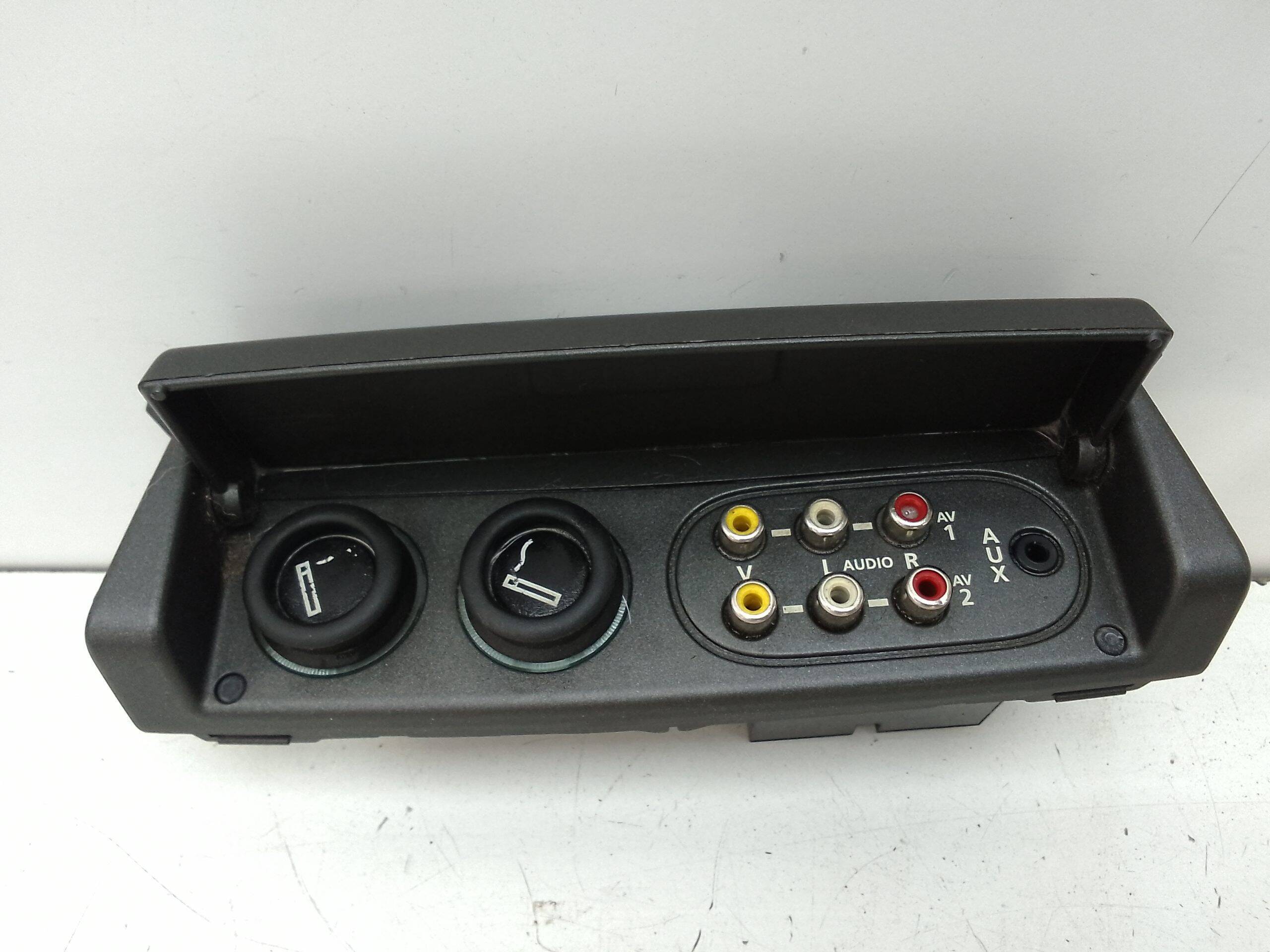 Puerto usb auxiliar land rover range rover (lm)(01.2002->)