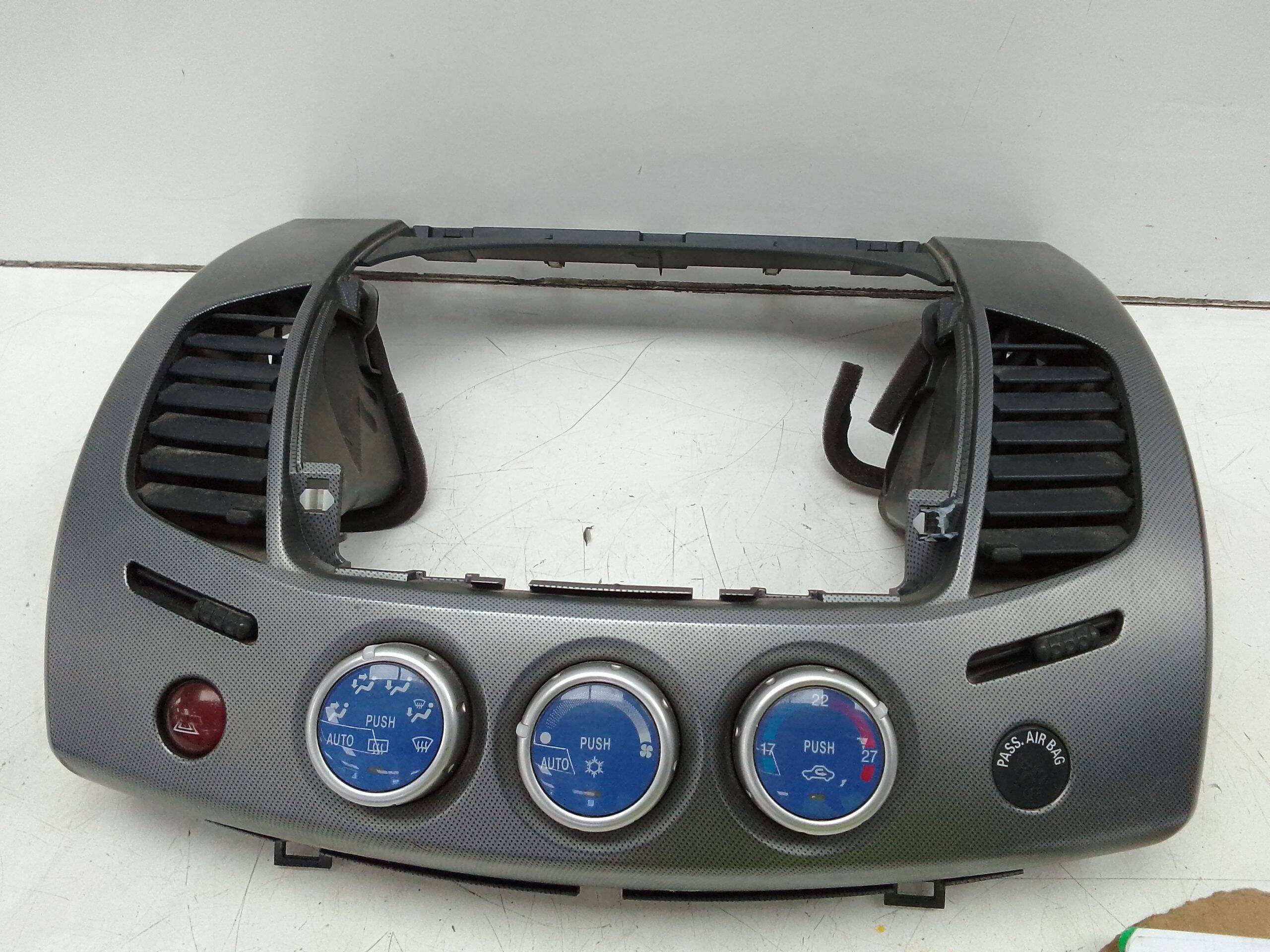 Mando aire acondicionado mitsubishi l 200 (ka0/kb0)(2006->)