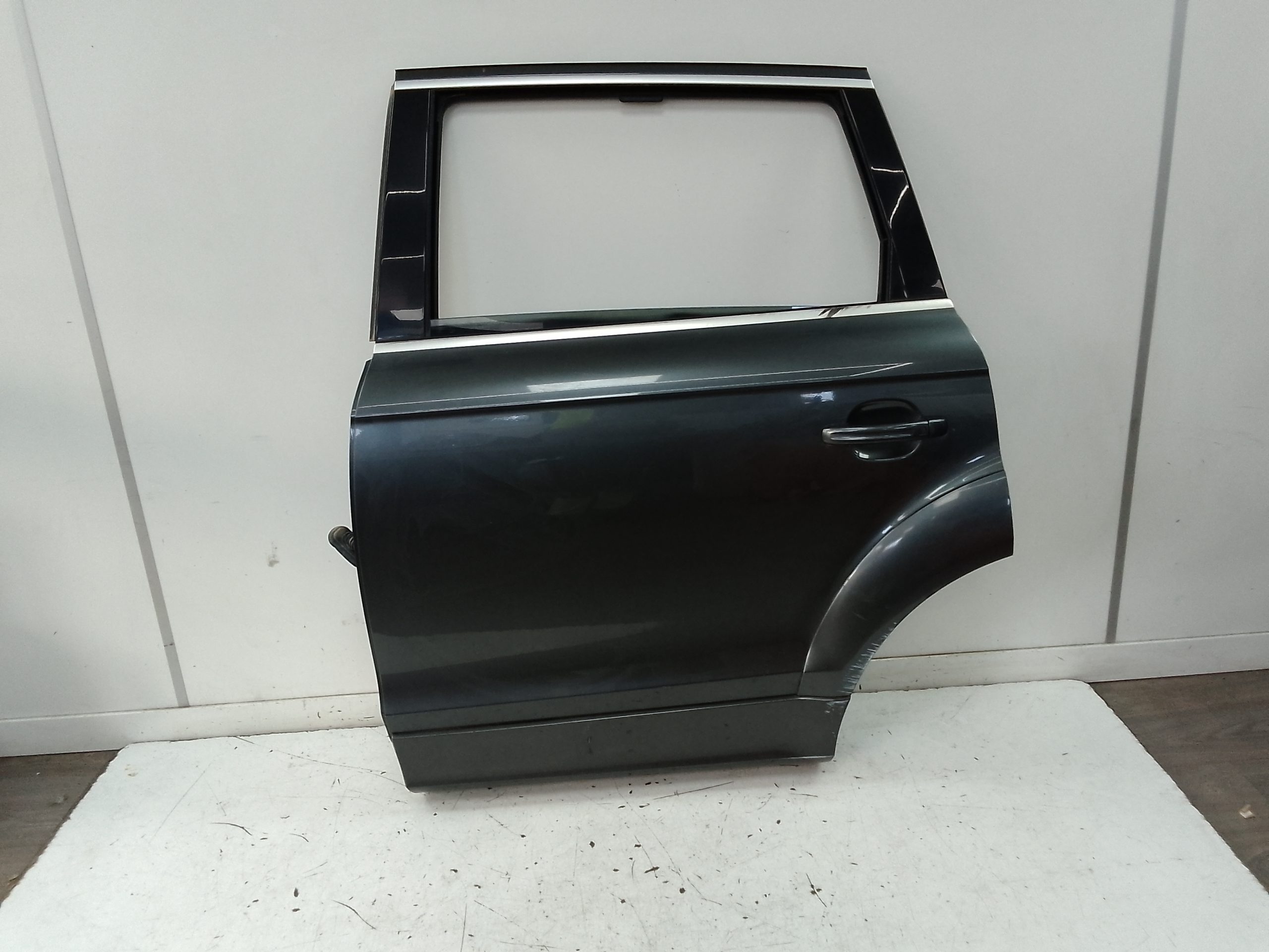 Puerta trasera izquierda audi q7 (4l)(07.2006->)