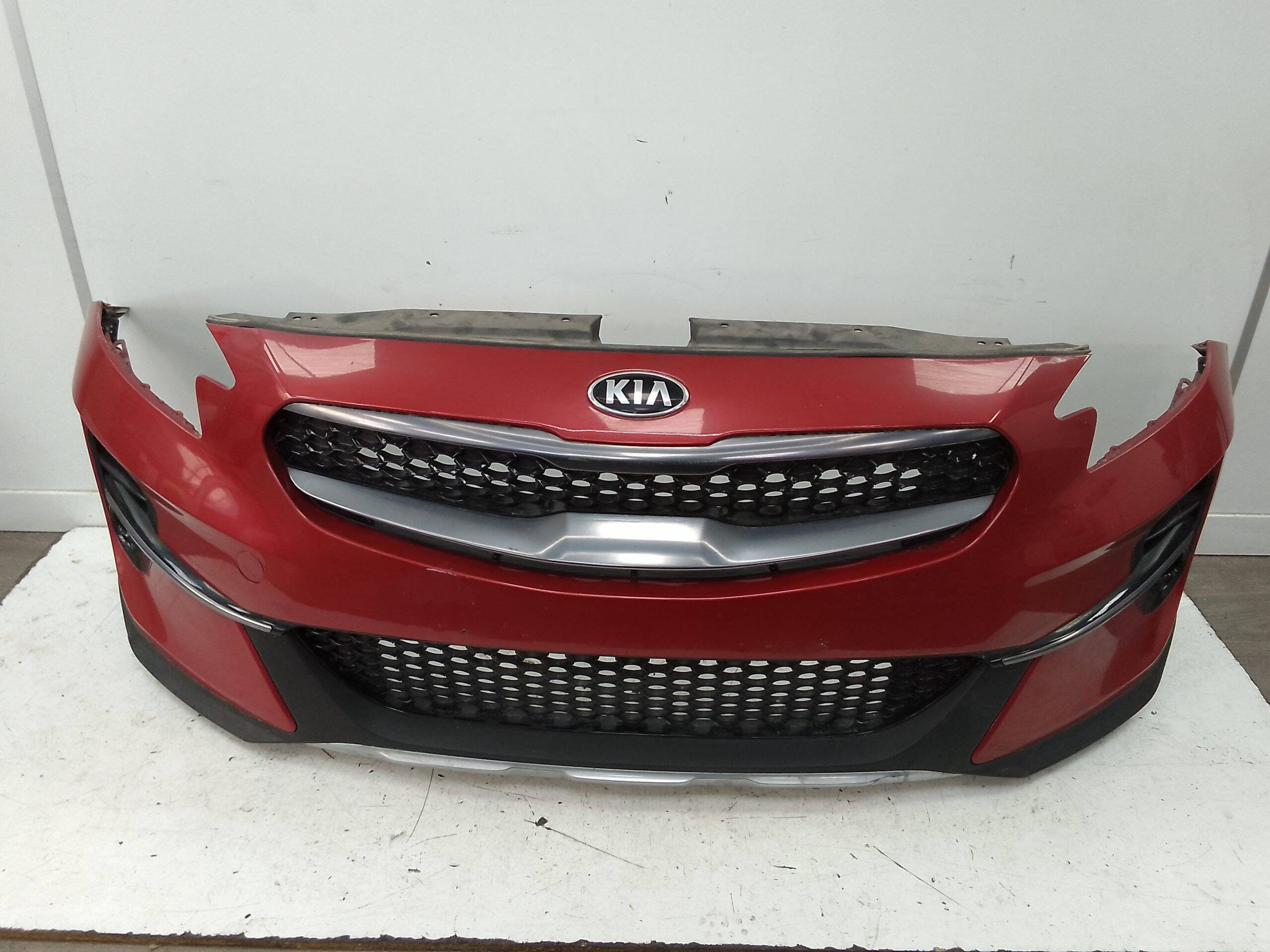 Paragolpes delantero kia xceed (2019->)