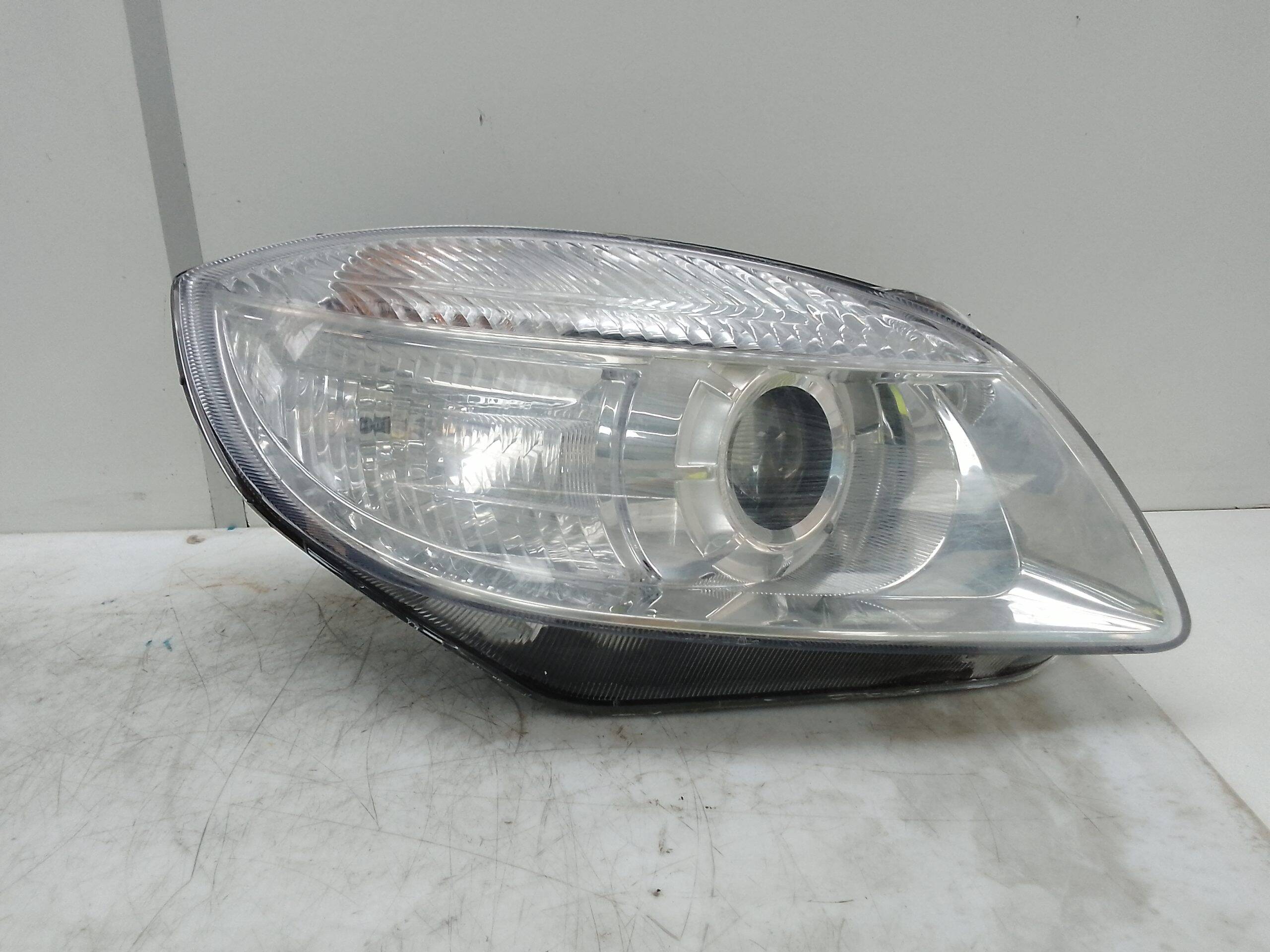 Faro derecho skoda fabia (nj3)(08.2014->)