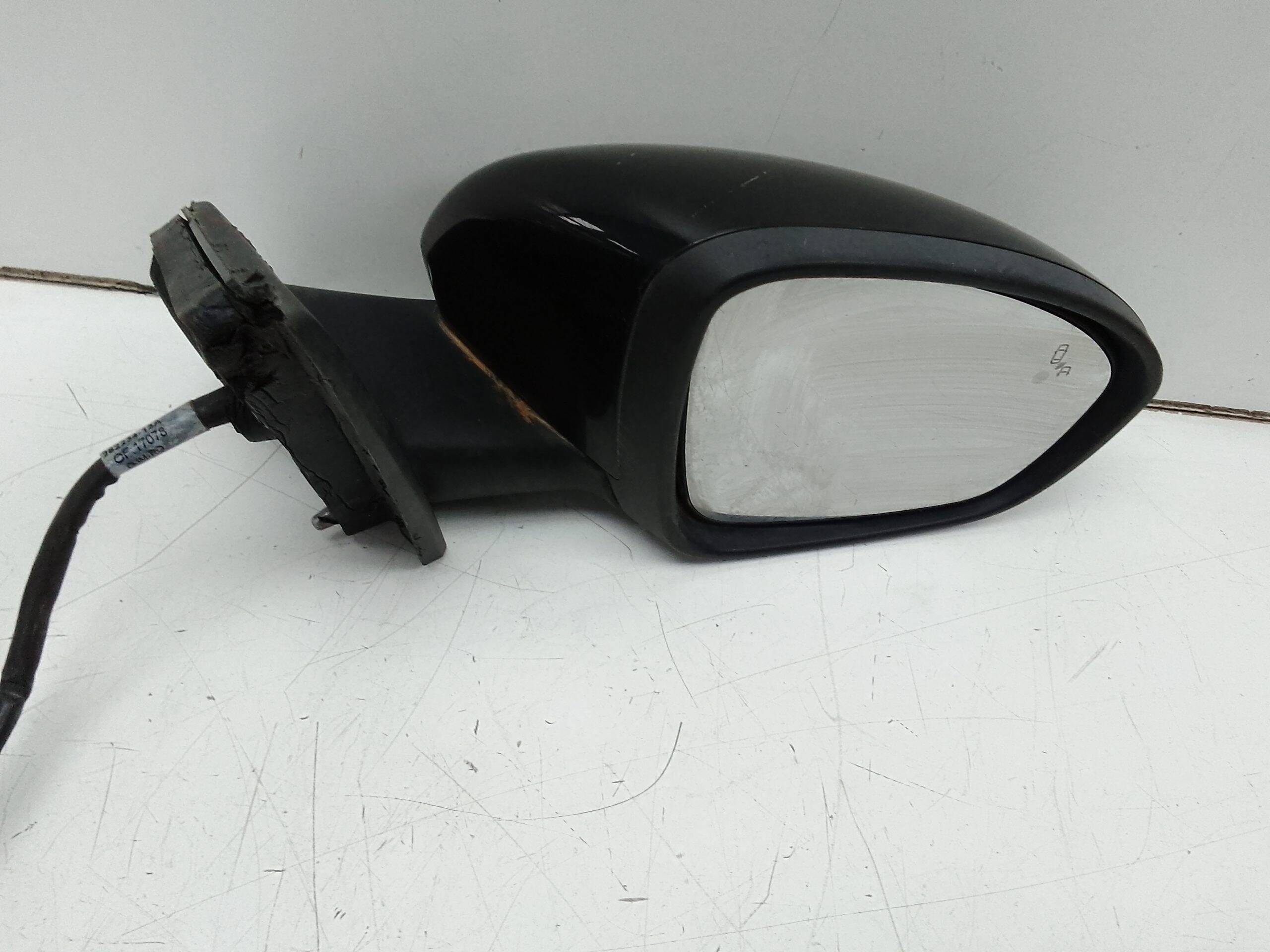 Retrovisor derecho renault clio iv grandtour (2013->)