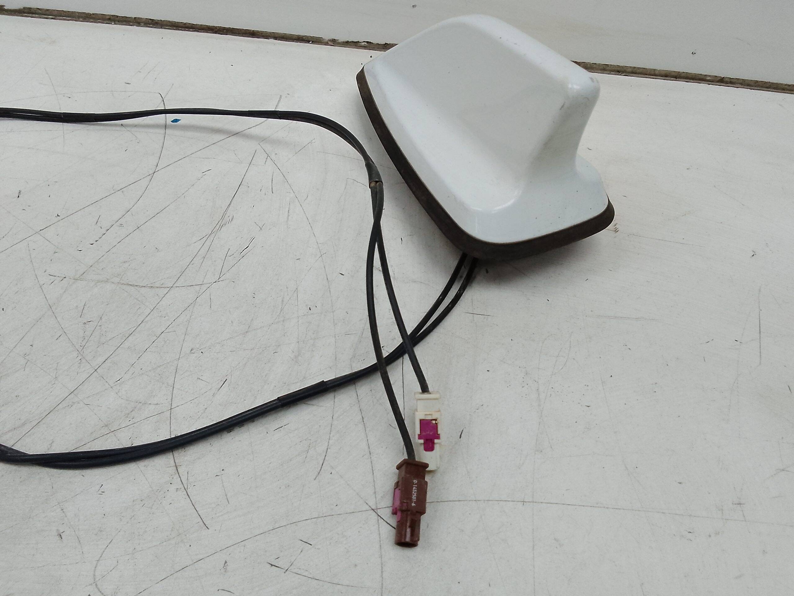 Antena renault clio iv (2012->)