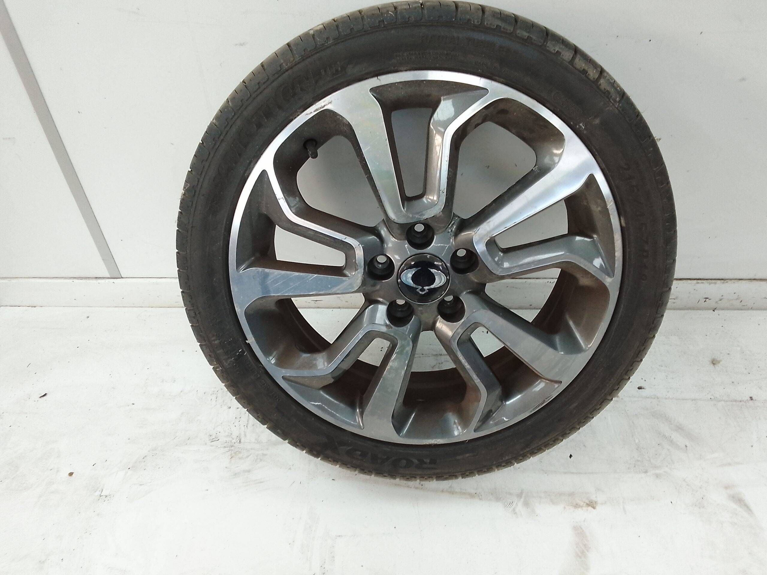 Llanta aluminio 18 ssangyong tivoli (2015->)