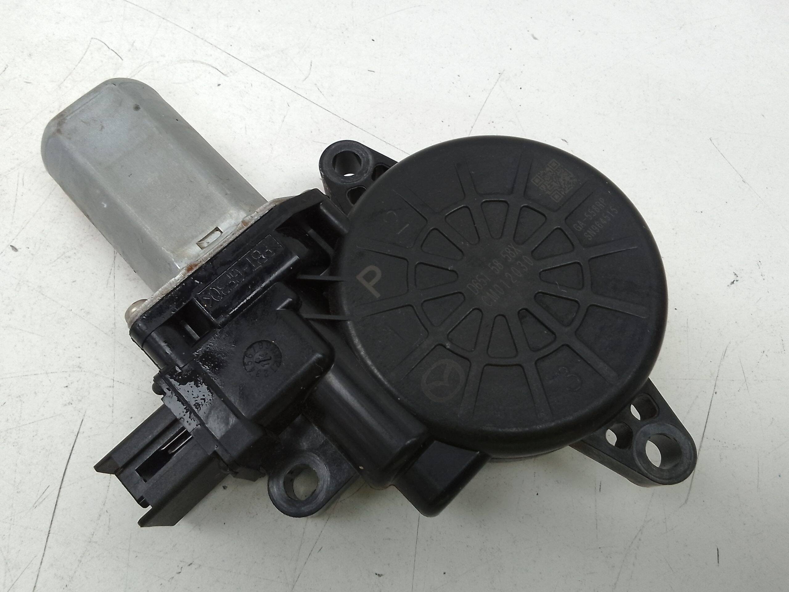 Motor elevalunas trasero derecho mazda cx-5 (ke)(2012->)