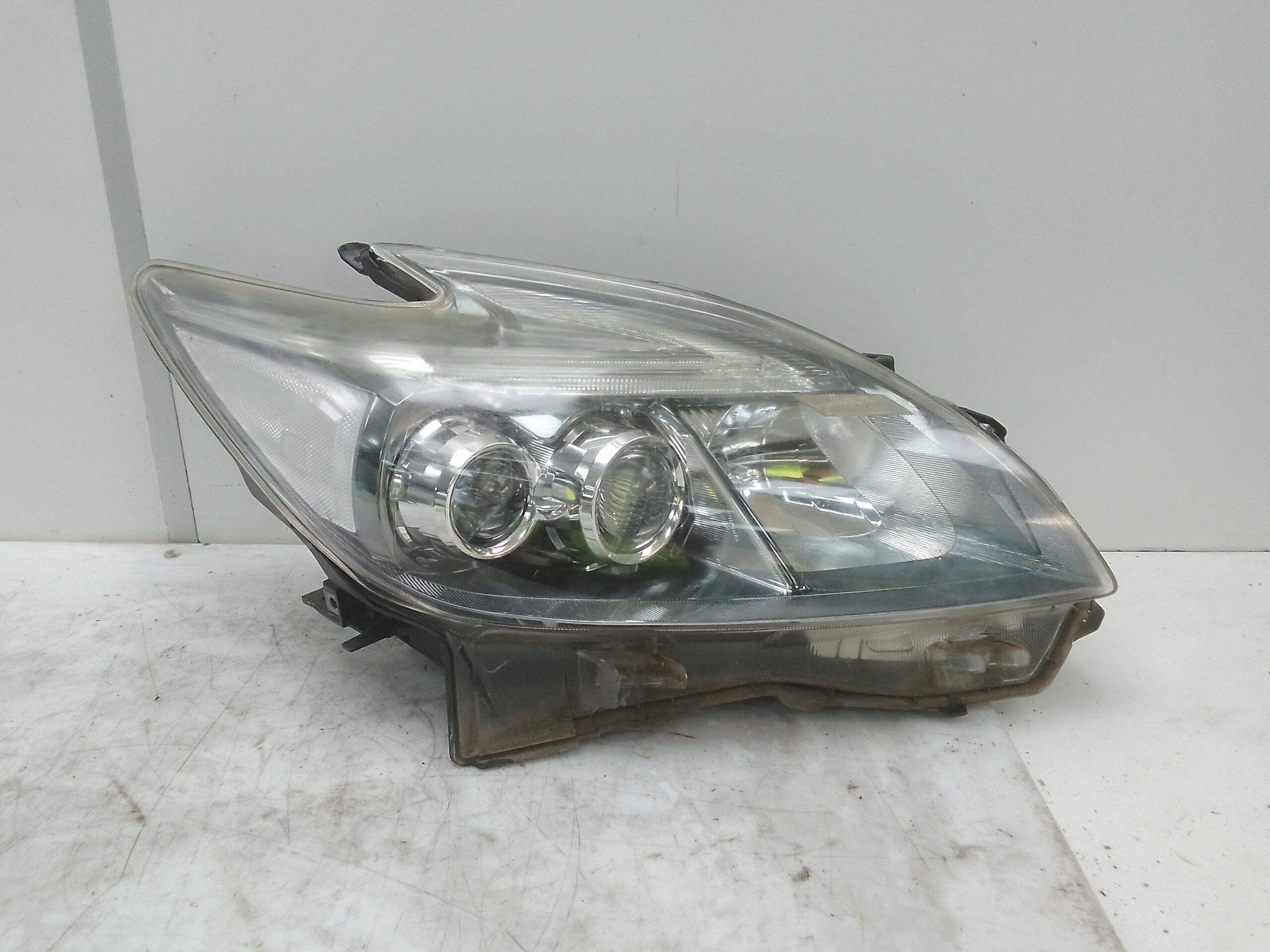 Faro derecho toyota prius (zvw30)(2009->)