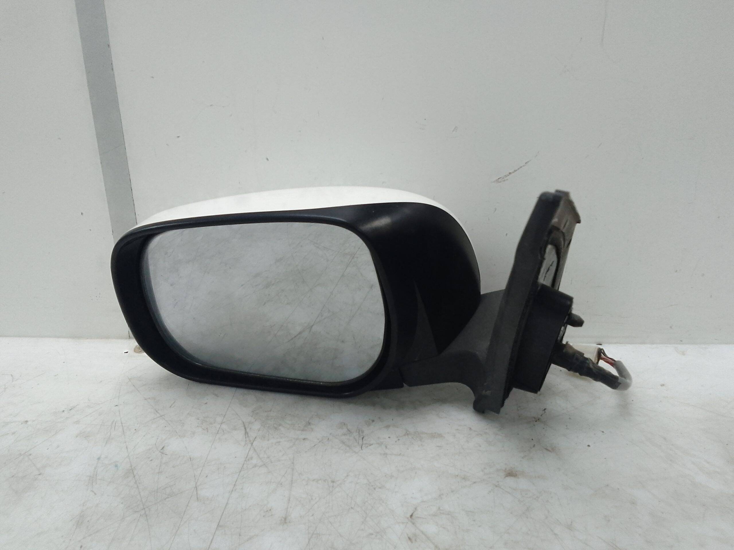 Retrovisor izquierdo electrico toyota rav 4