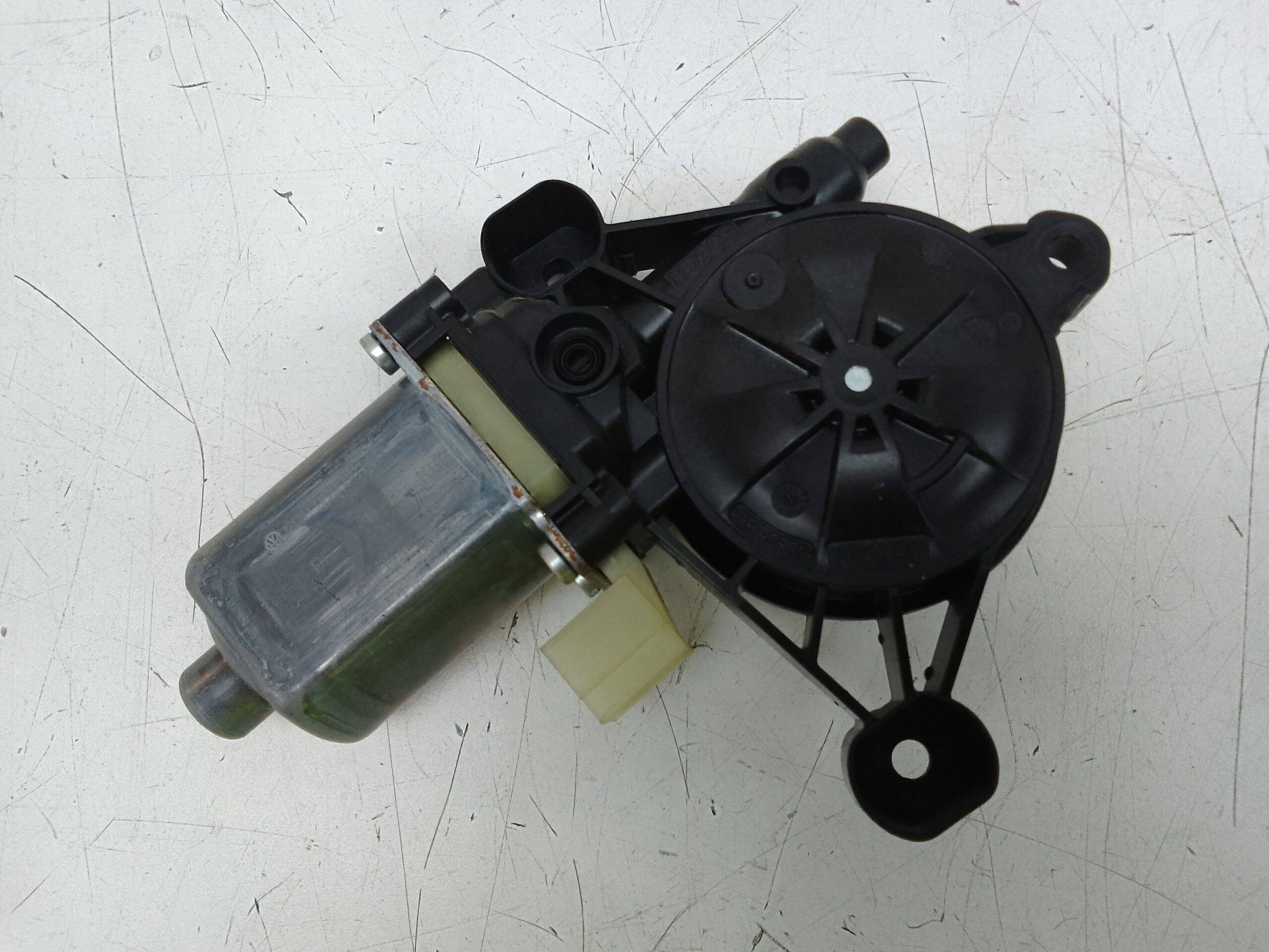 Motor elevalunas delantero izquierdo seat ateca (kh7)(03.2016->)