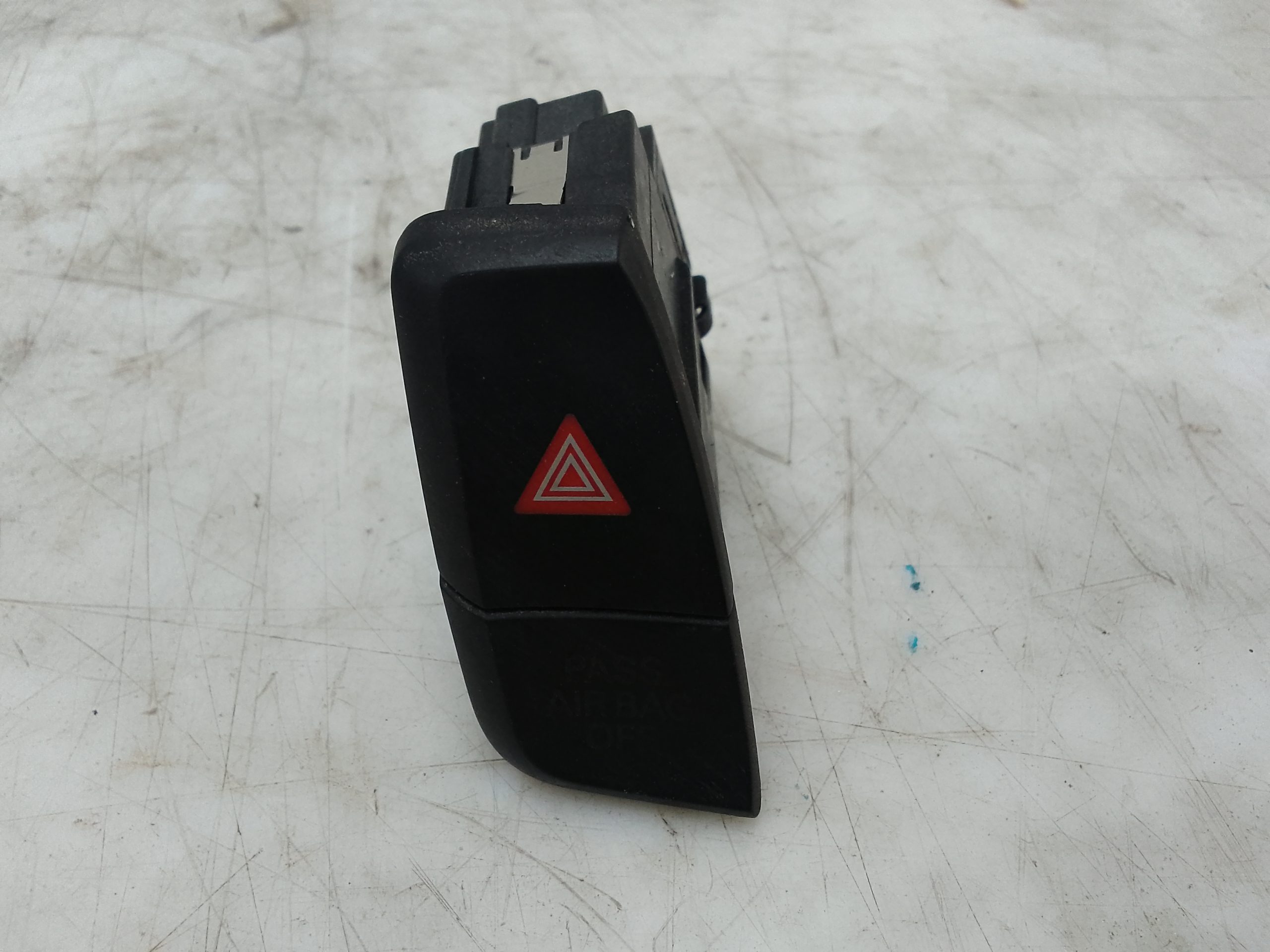 Interruptor sos audi a4 allroad quattro (8kh)(2009->)