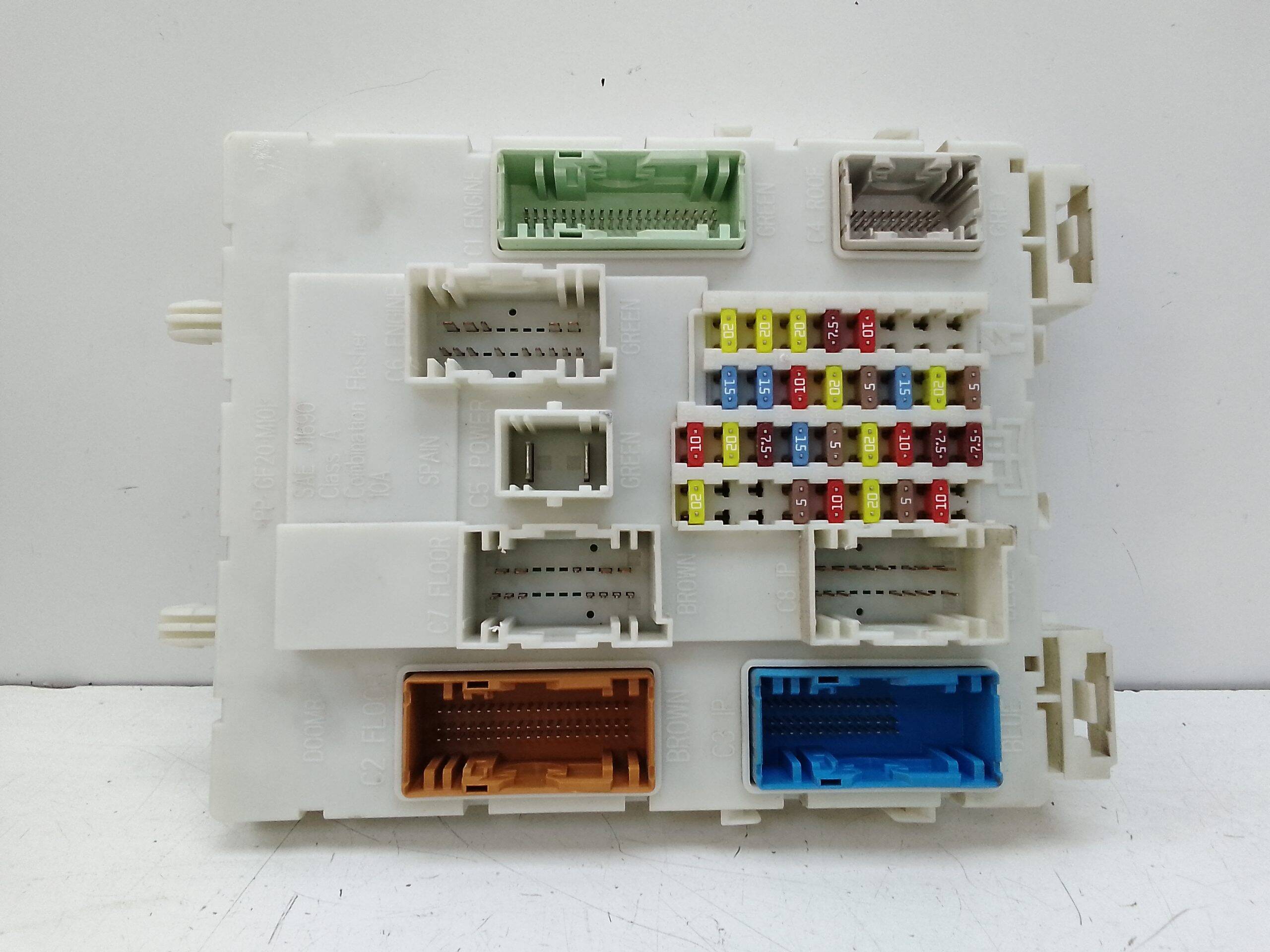 Caja fusibles ford c-max (cb7)(2010->)