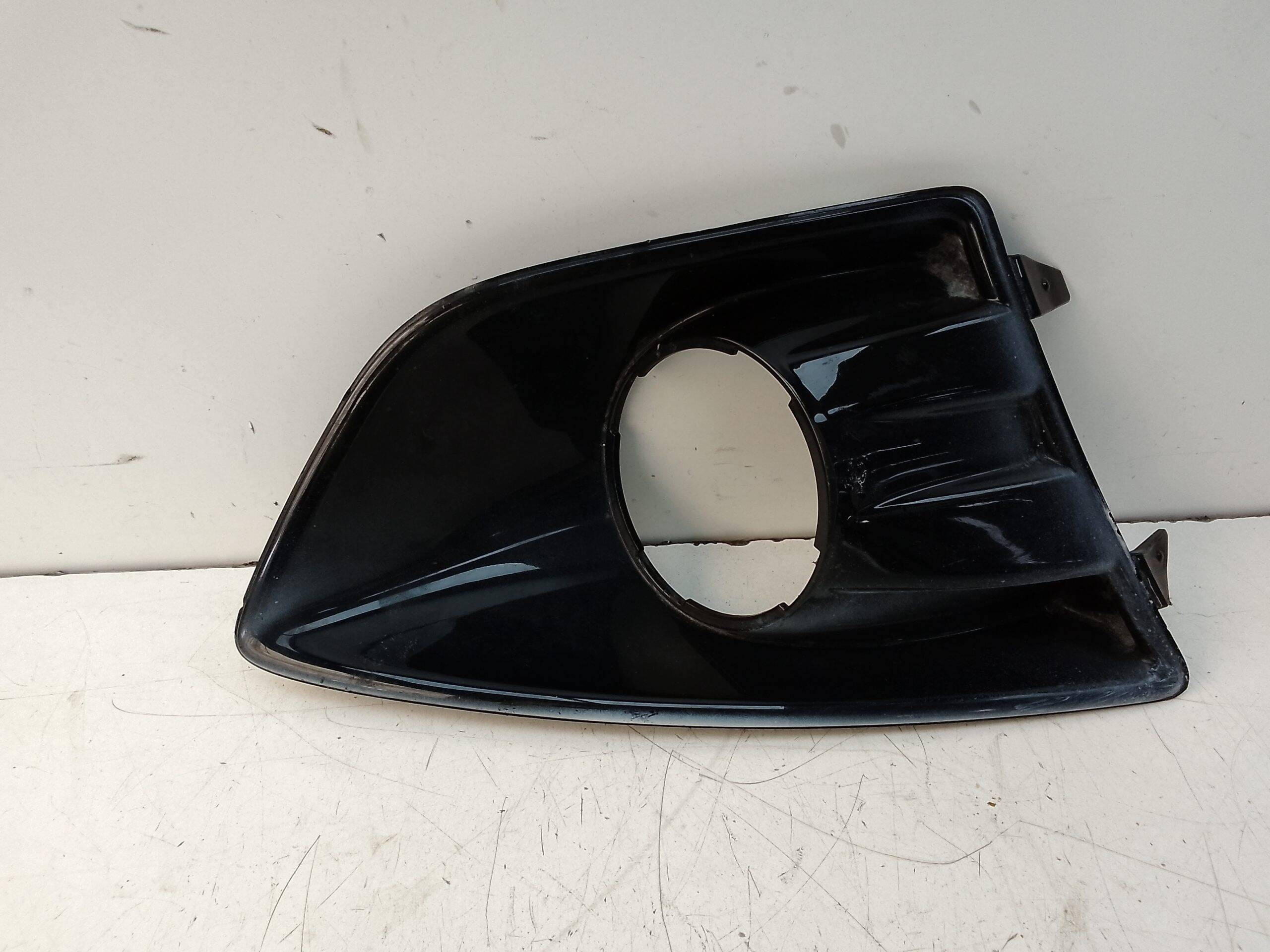 Rejilla faro antiniebla derecho ford c-max (cb7)(2010->)