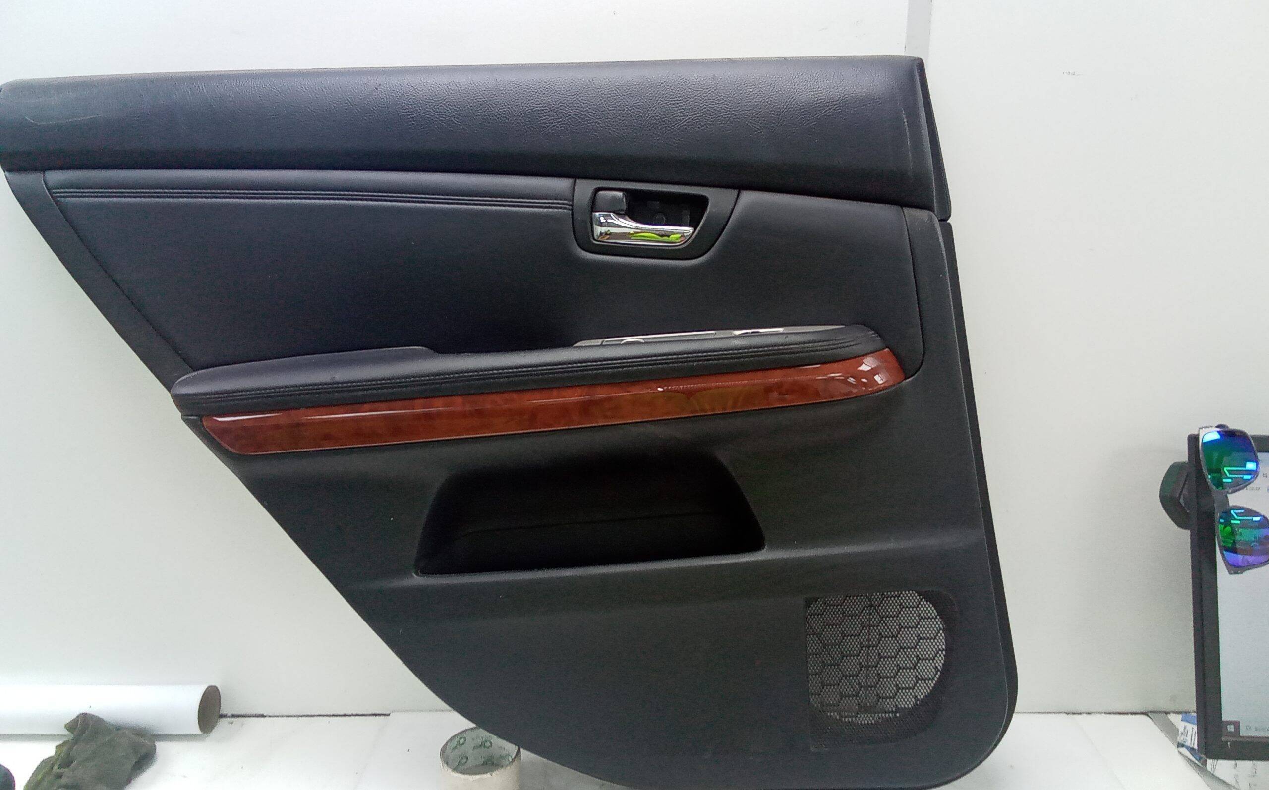 Guarnecido puerta trasera izquierda lexus rx 300 (mcu35)(2003->)