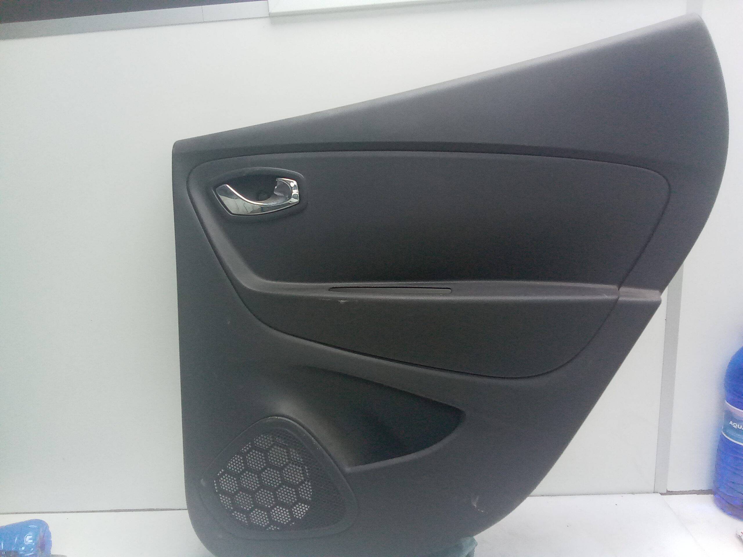 Guarnecido puerta trasera derecha renault captur i (2013->)