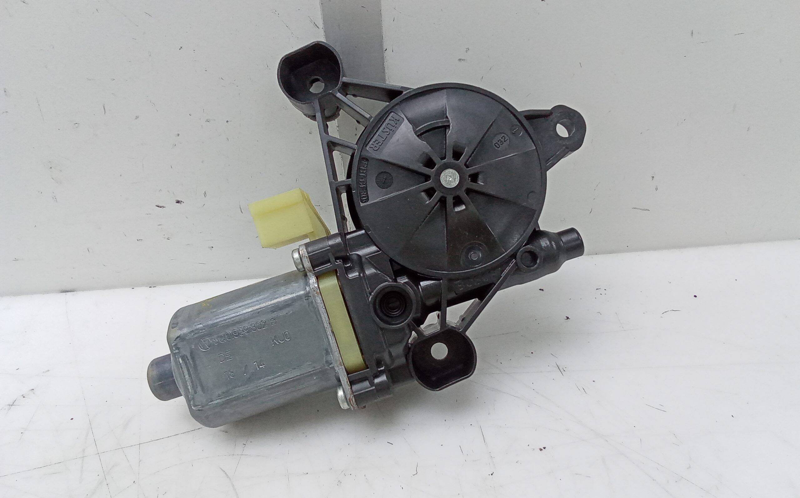 Motor elevalunas delantero derecho skoda octavia berlina (5e3)(01.2013->)