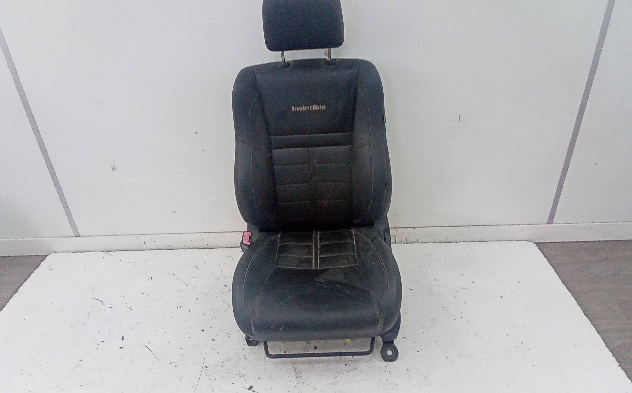 Asiento delantero izquierdo toyota hilux (kun)(2005->)