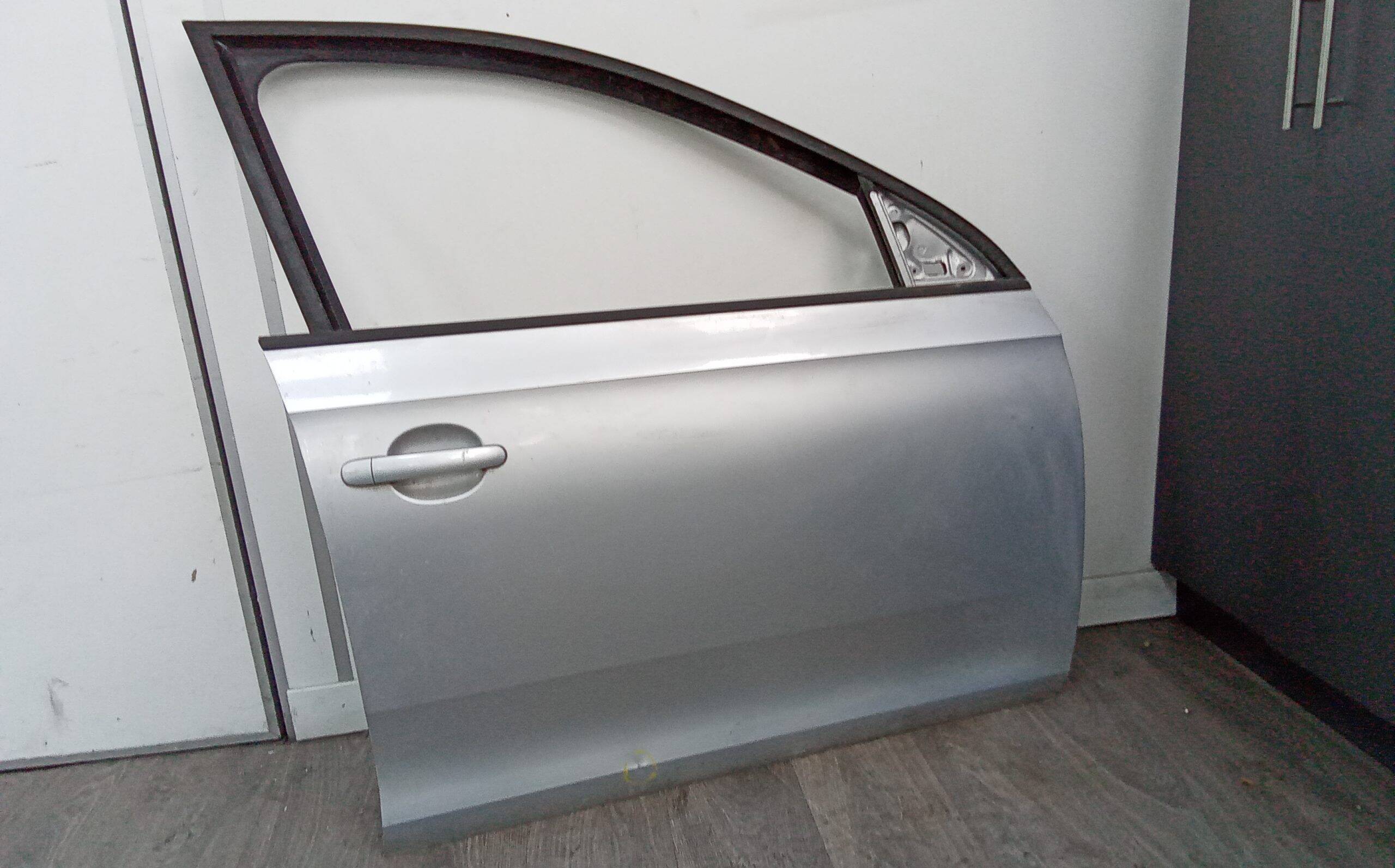 Puerta delantera derecha seat toledo (kg3)(07.2012->)