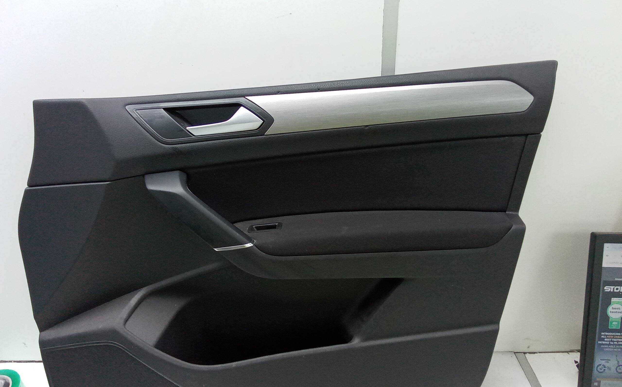 Guarnecido puerta delantera derecha volkswagen touran (5t1)(04.2015->)