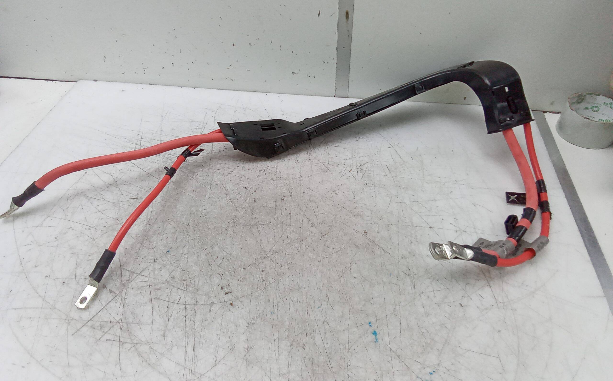 Cable positivo jaguar xf (04.2015->)