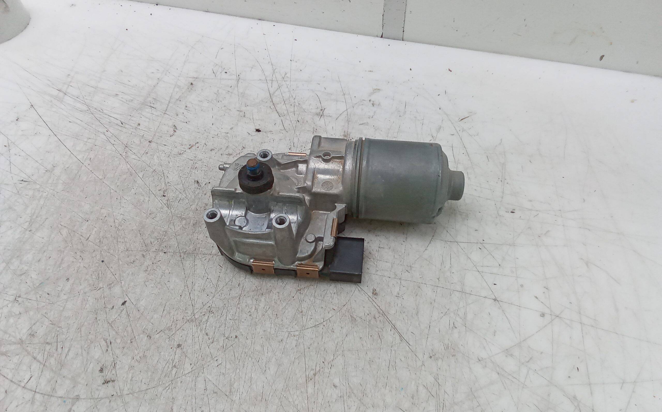 Motor limpia trasero volkswagen touran (5t1)(04.2015->)