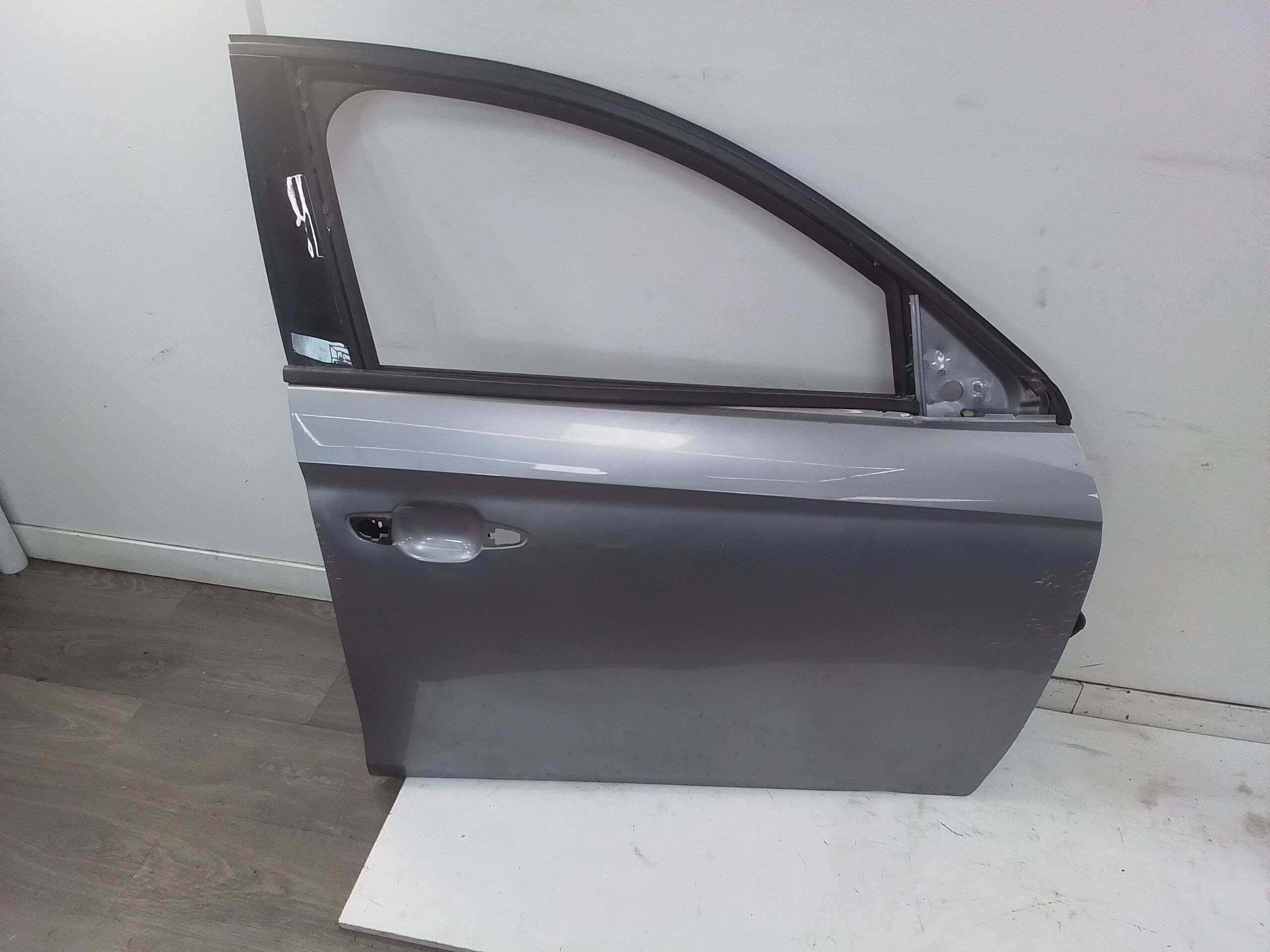 Puerta delantera derecha opel corsa f (2019->)