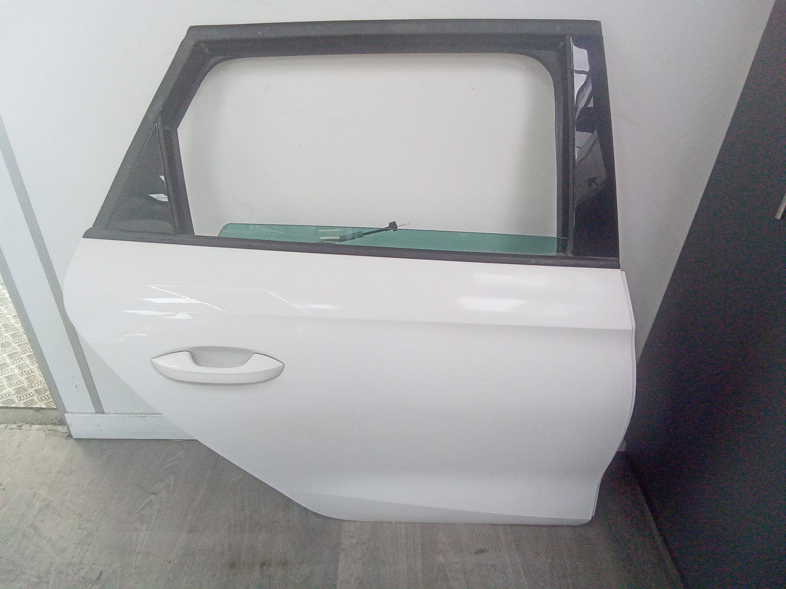 Puerta trasera derecha seat leon sportstourer (kl8)(04.2020->)