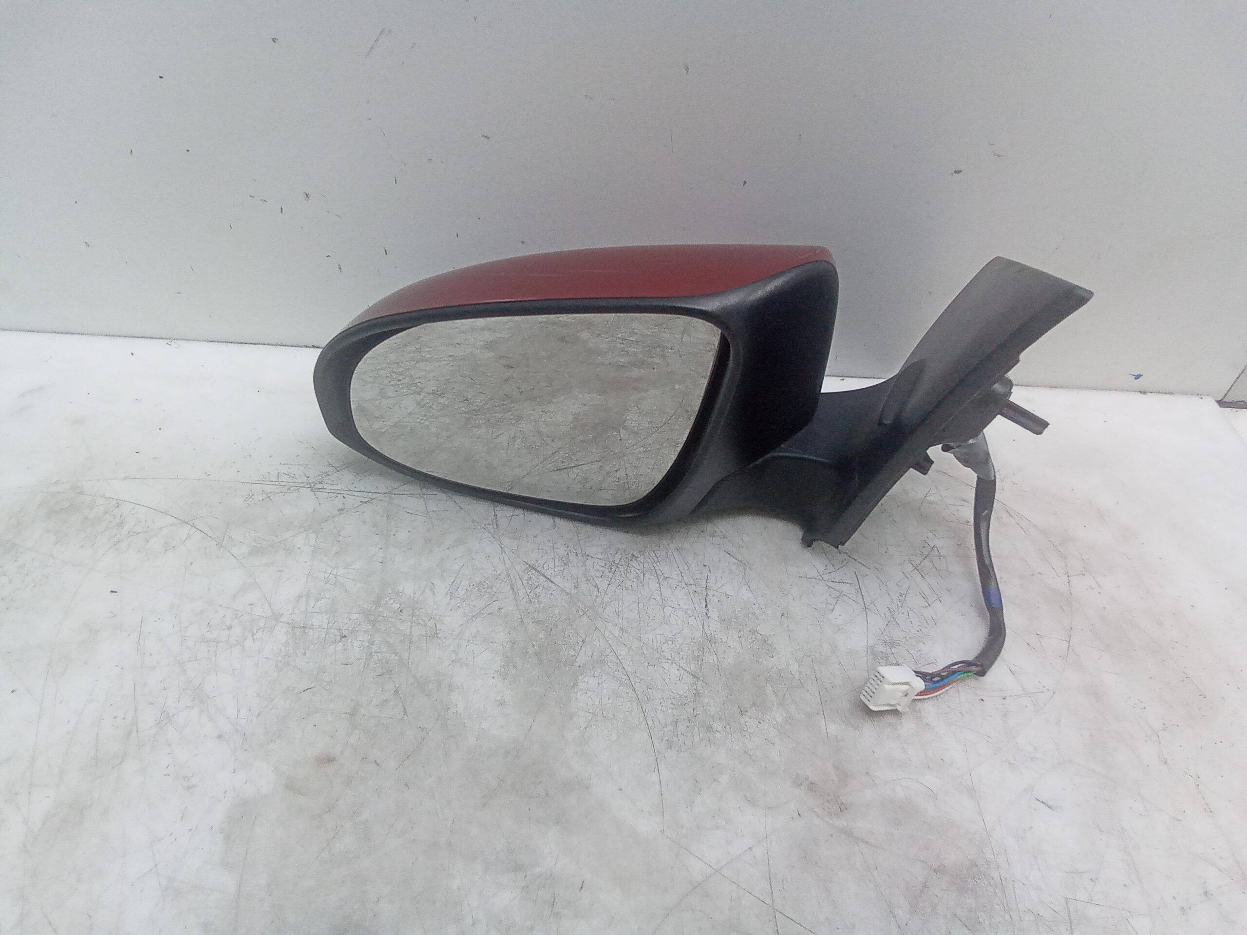 Retrovisor izquierdo toyota auris (e18)(10.2012->)