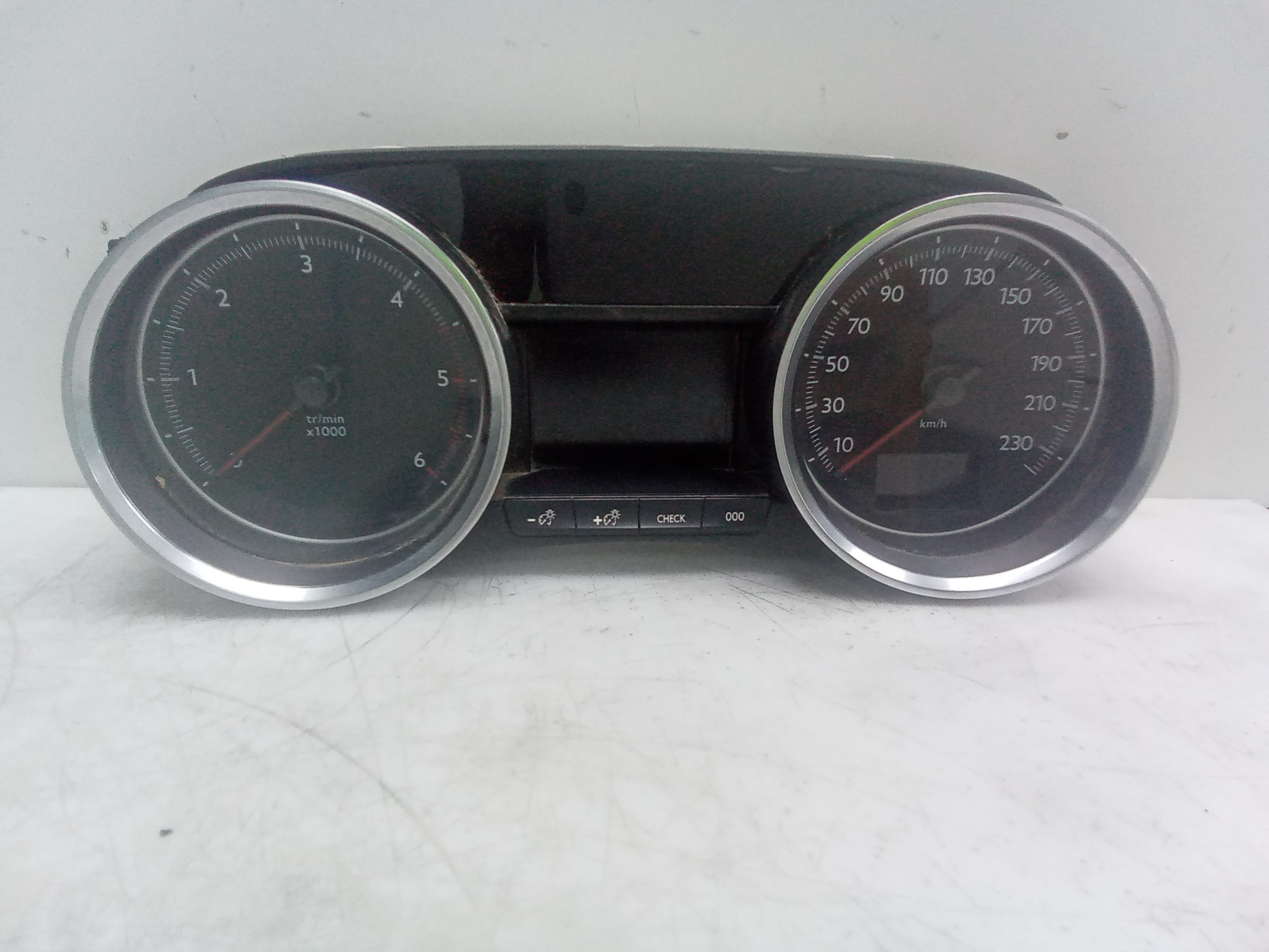 Cuadro instrumentos peugeot 508 sw (10.2010->)