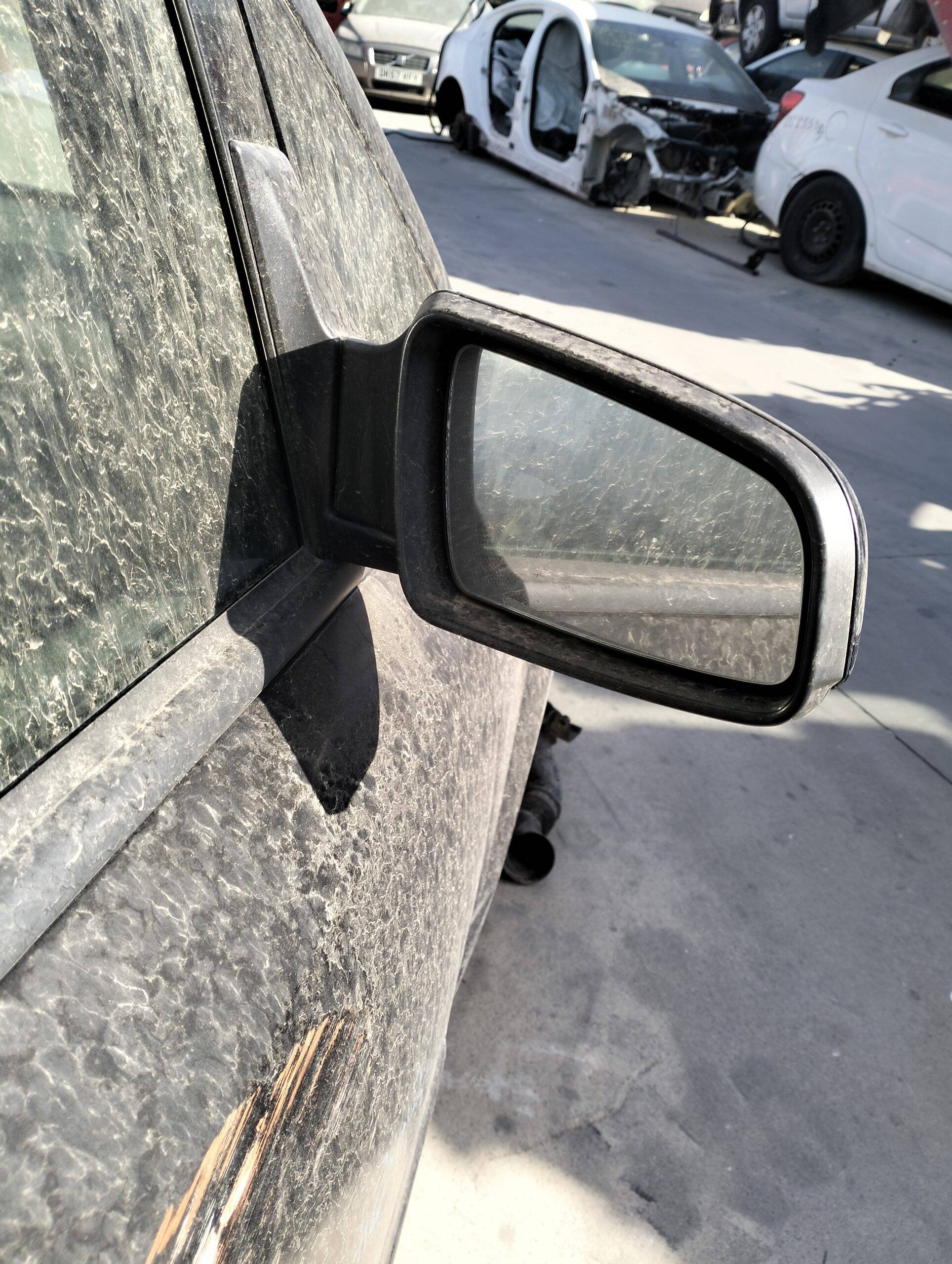 Retrovisor derecho opel zafira b (2005->)