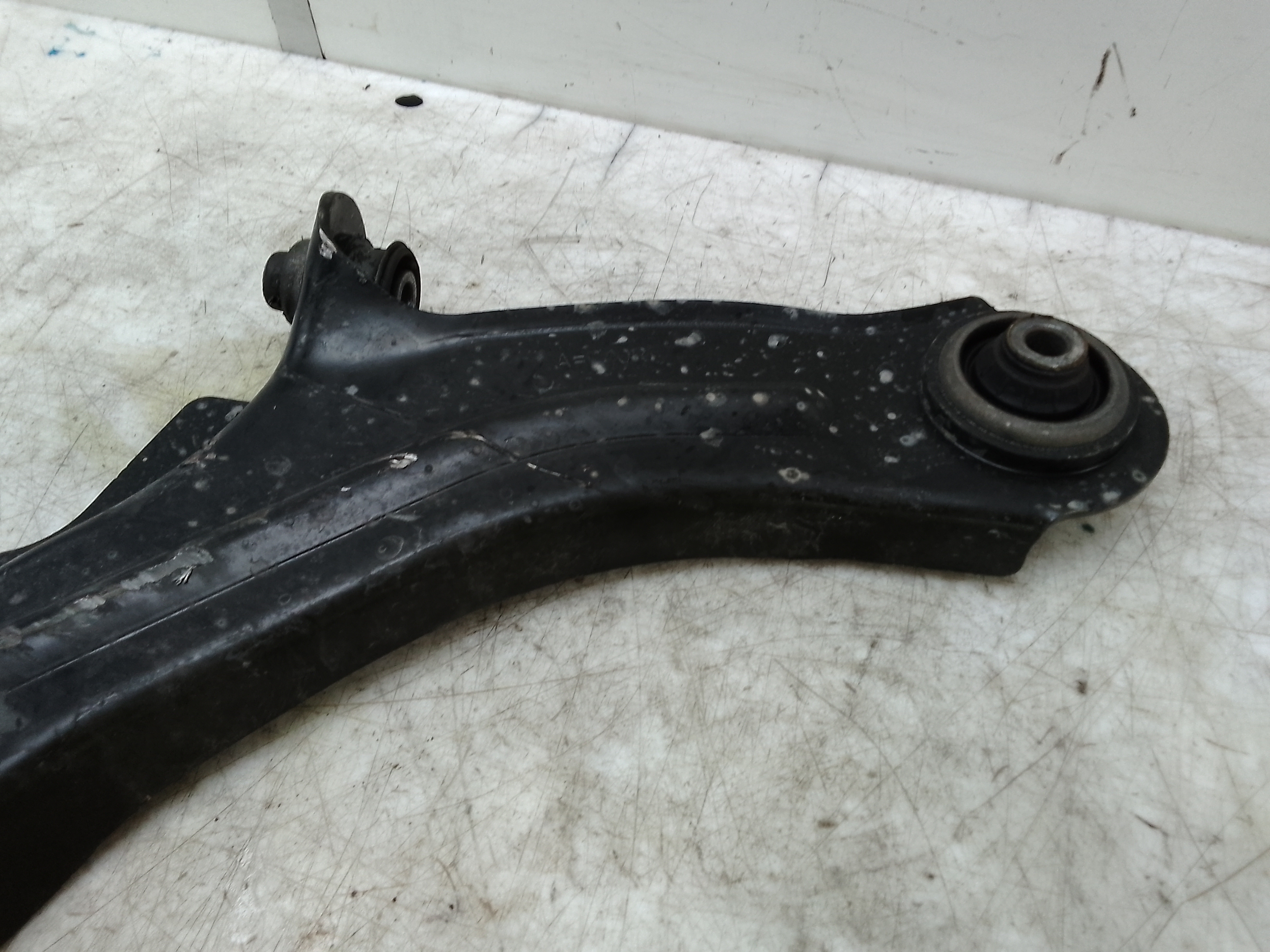 Brazo suspension inferior delantero derecho opel mokka (2012->)