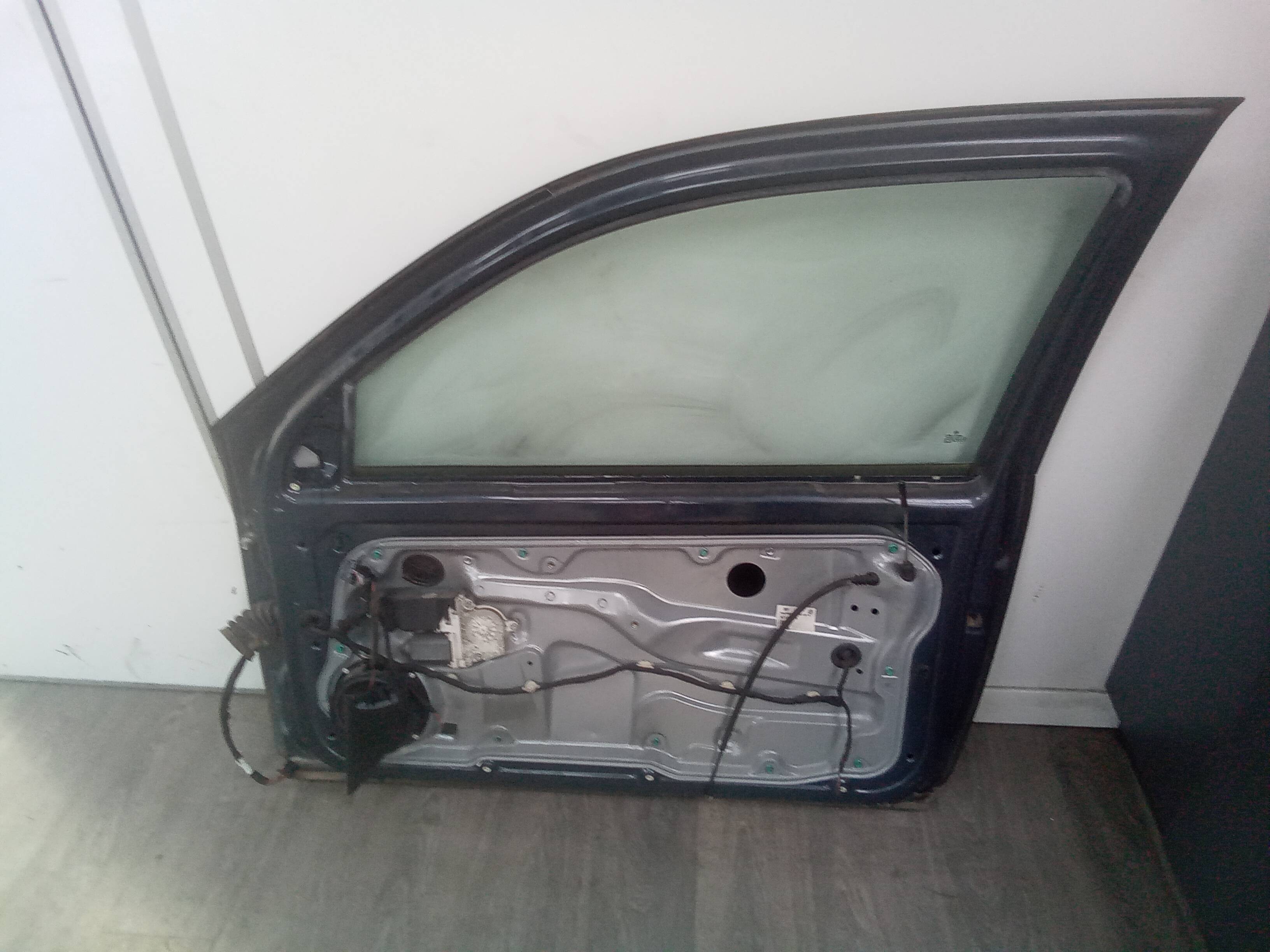 Puerta delantera derecha volkswagen golf iv berlina (1j1)(1997->)