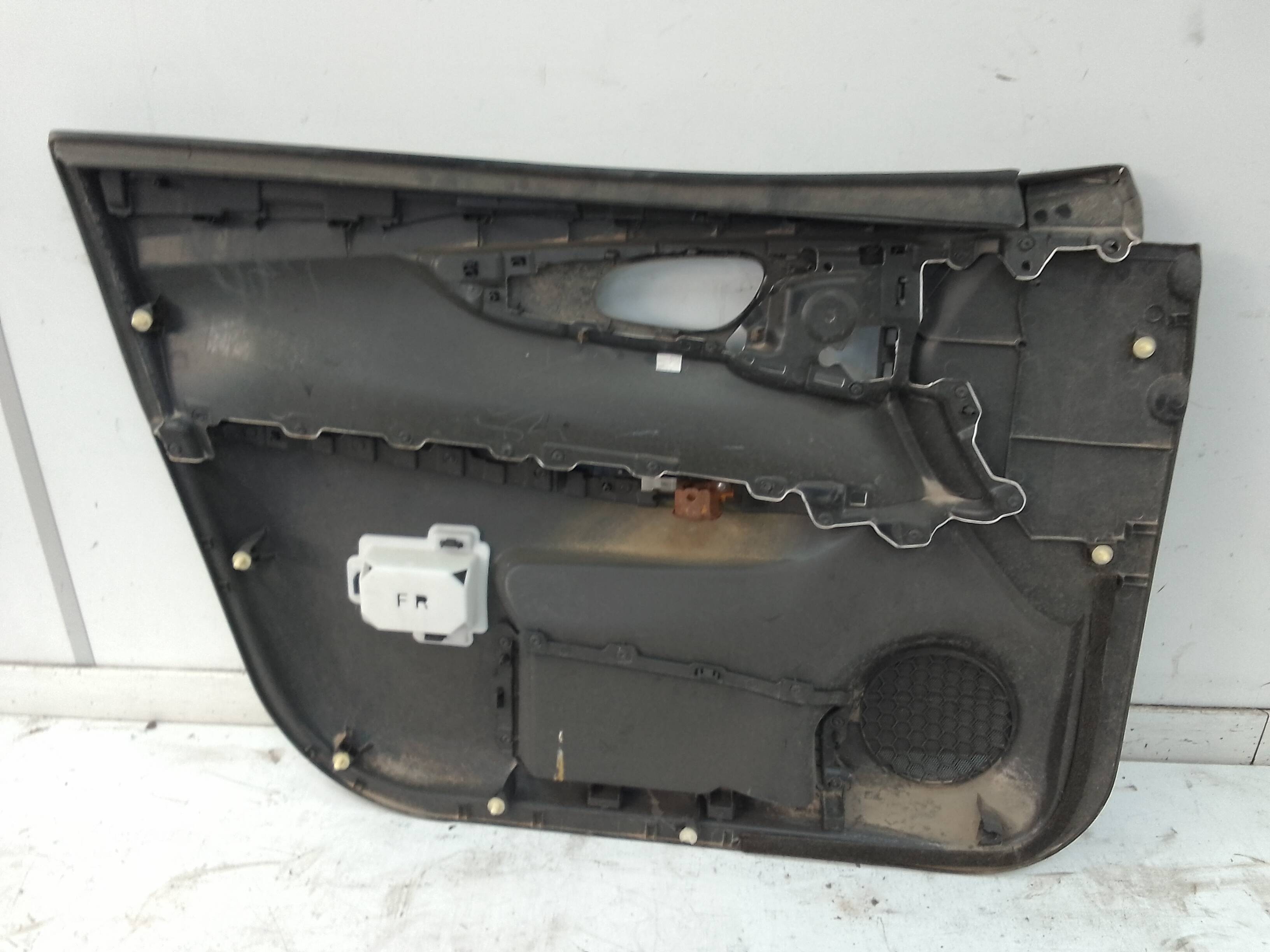 Guarnecido puerta delantera derecha nissan qashqai ii (j11e)(2013->)