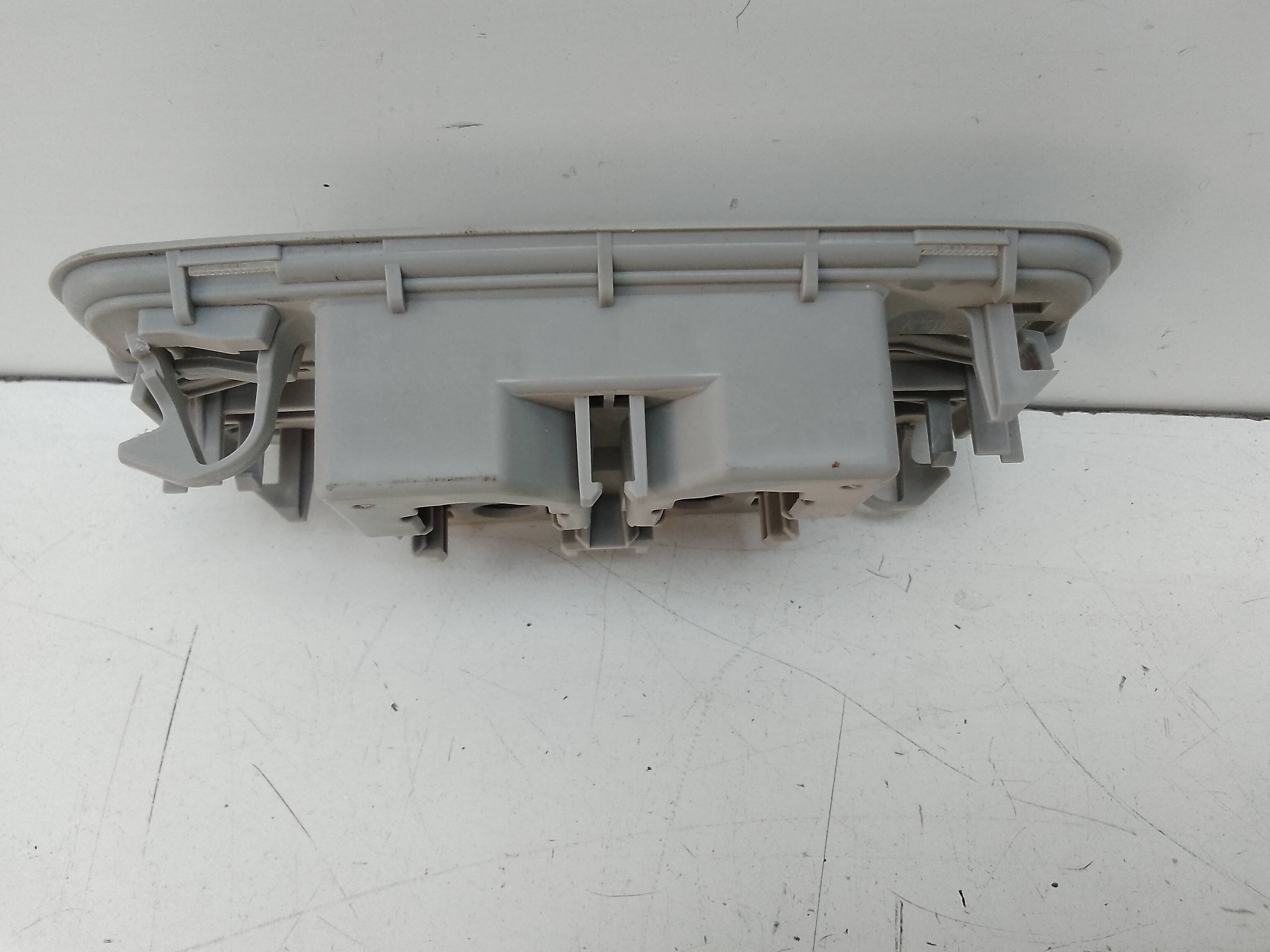 Luz interior techo toyota land cruiser (j15)(2009->)