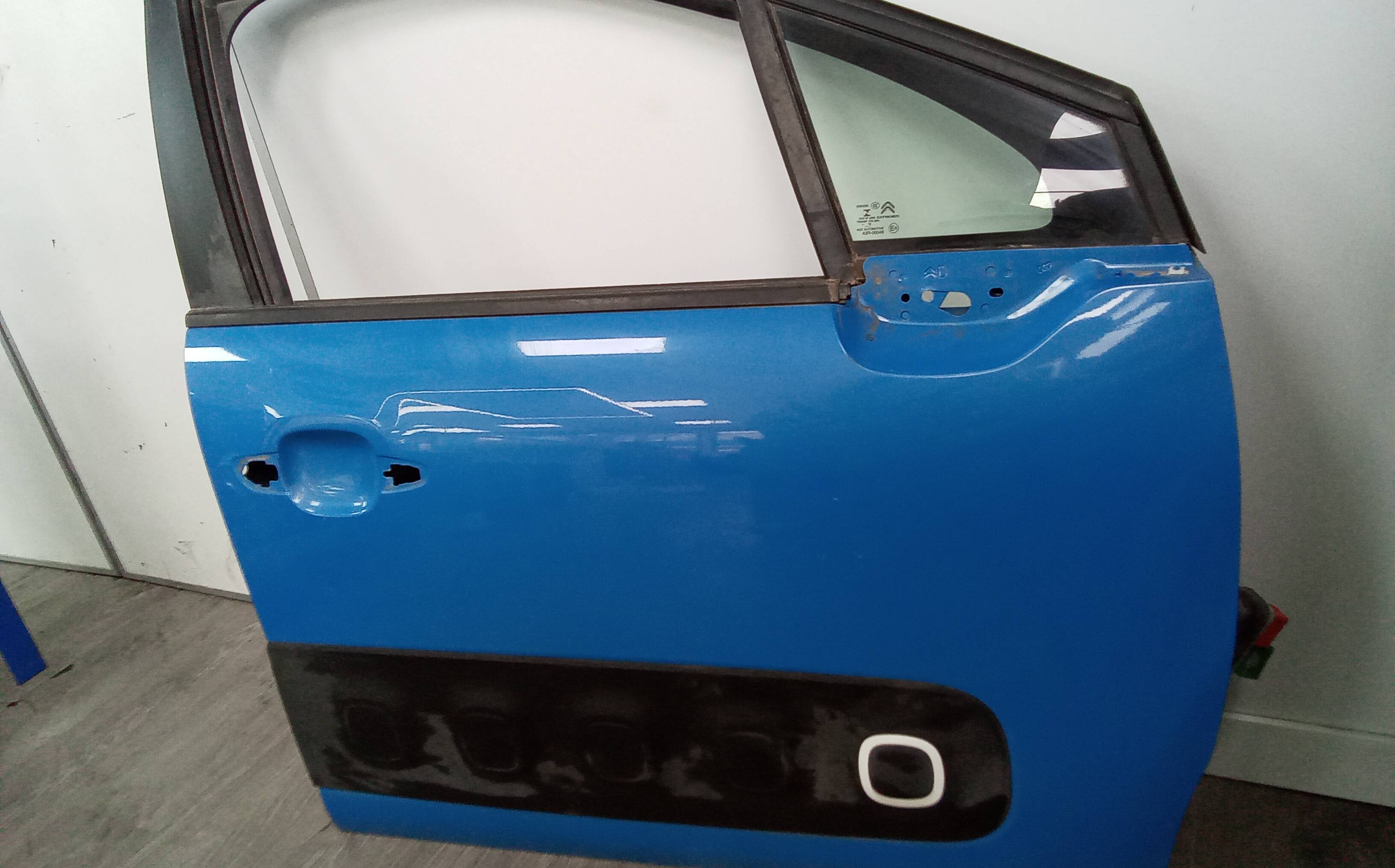 Puerta delantera derecha citroen c3 (08.2016->)