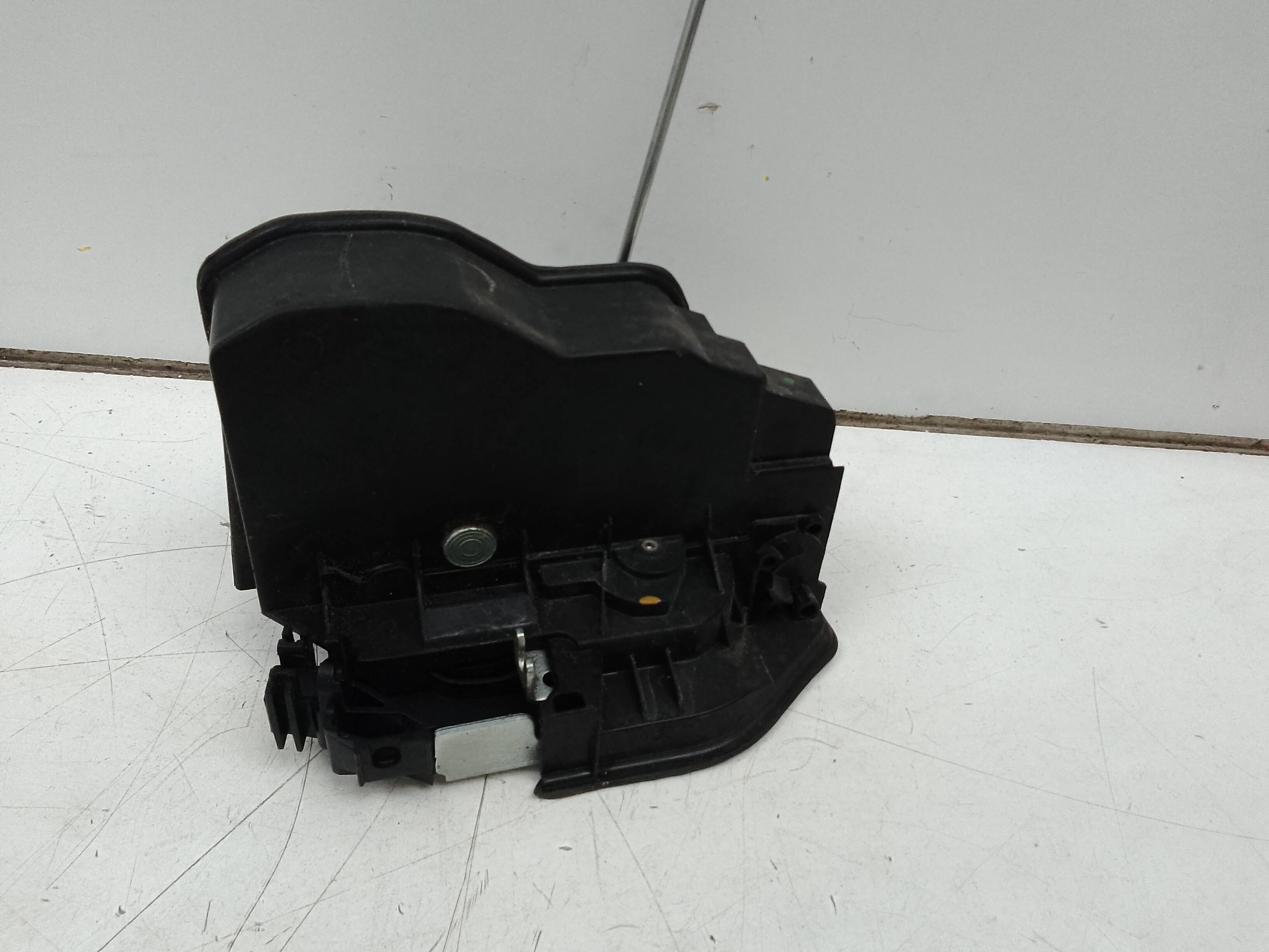 Cerradura puerta trasera izquierda bmw serie 3 gran turismo (f34)(2013->)