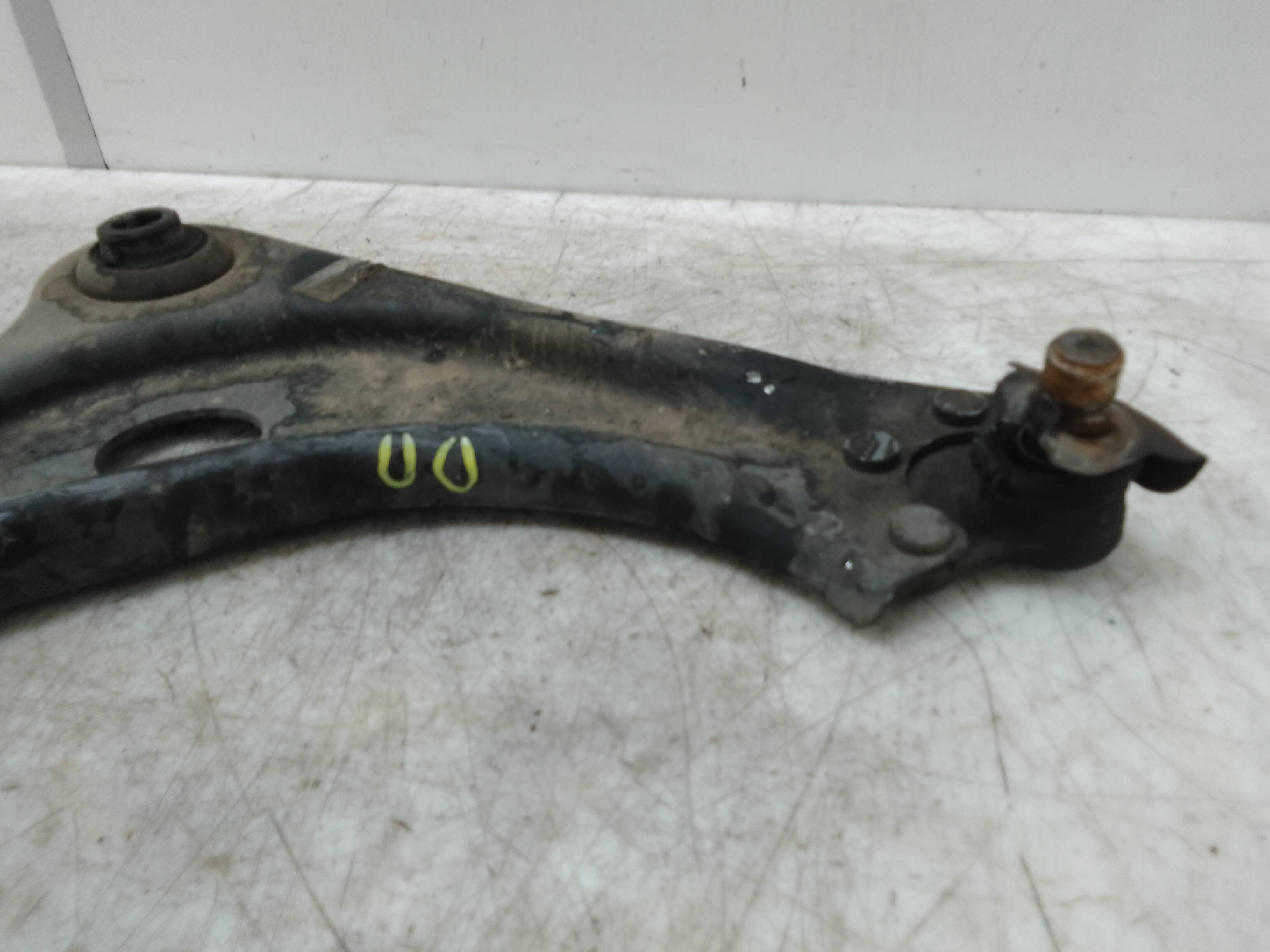 Brazo suspension inferior delantero derecho citroen c3 (08.2016->)