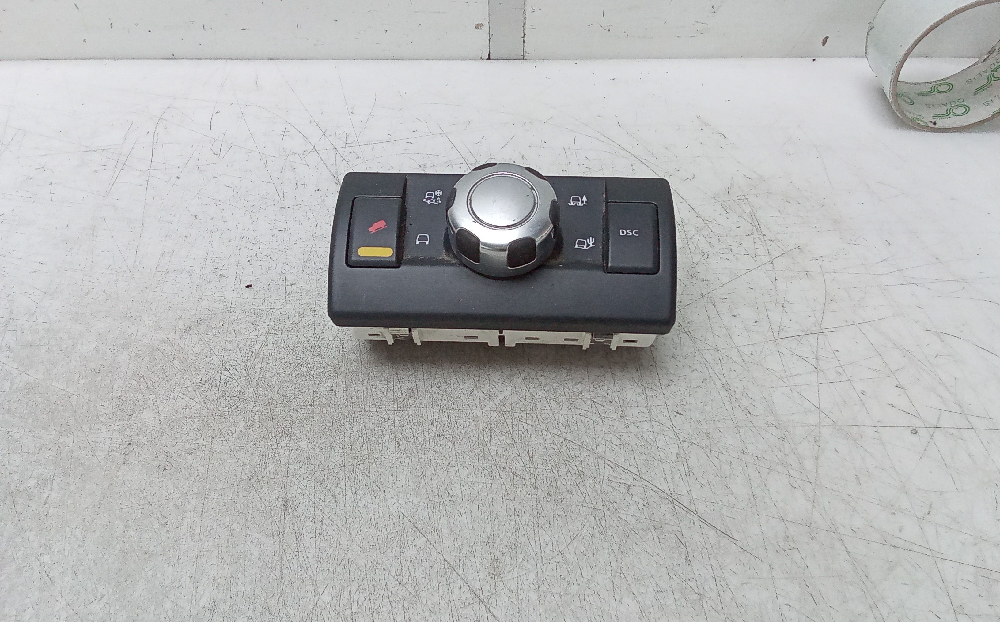 Interruptor control de traccion land rover freelander (lr2)(2007->)