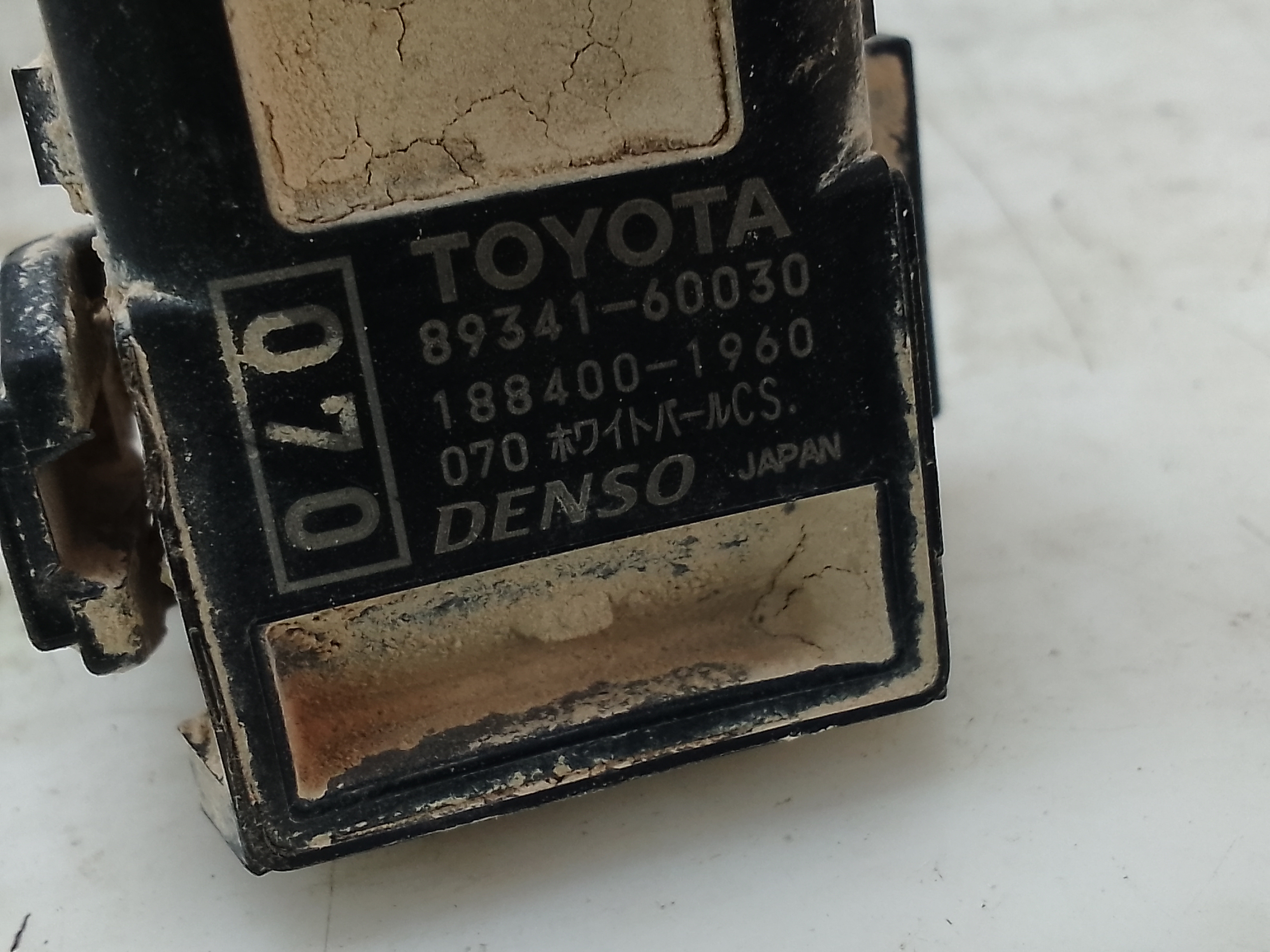 Sensor de aparcamiento toyota land cruiser (j15)(2009->)