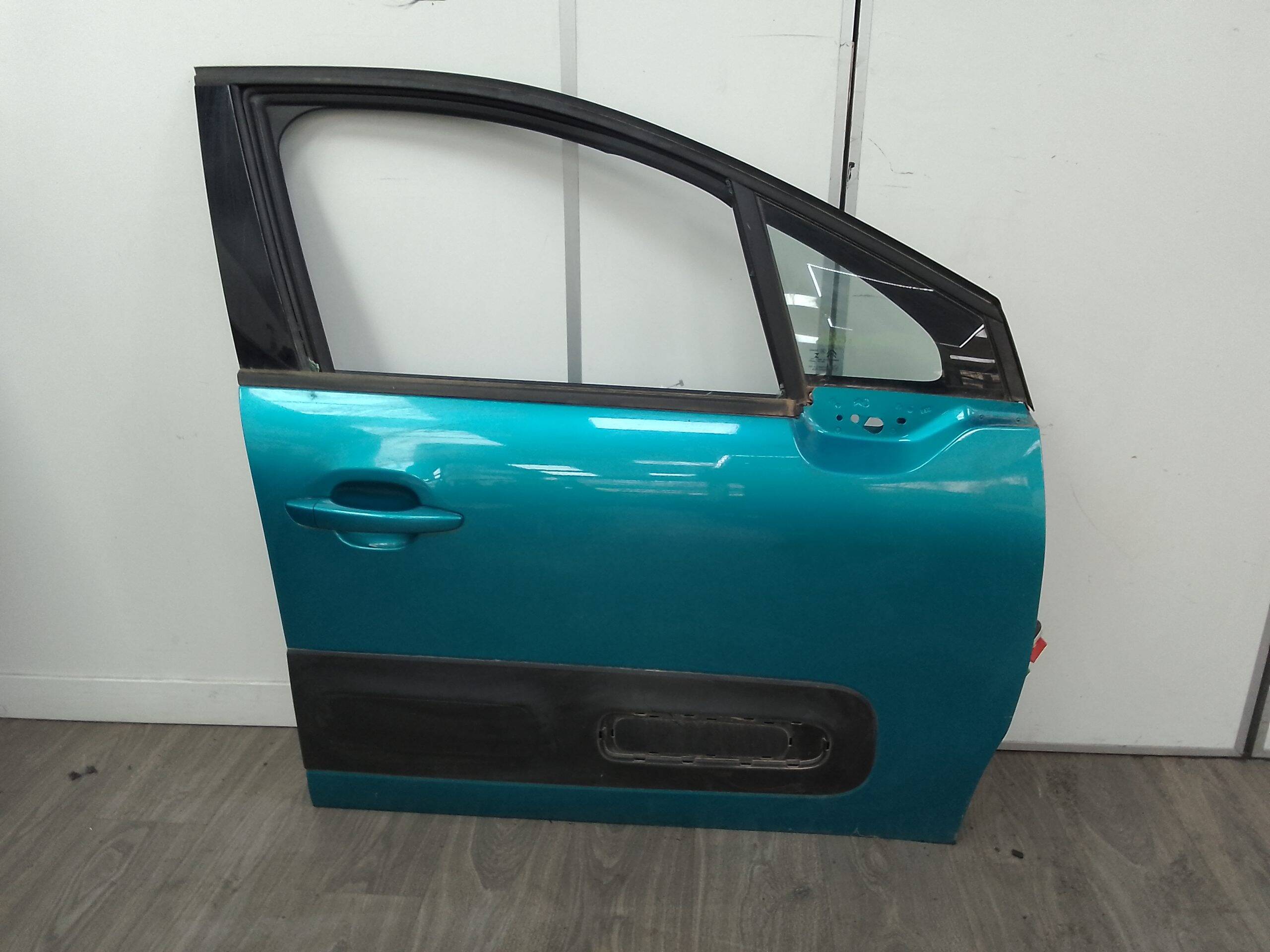 Puerta delantera derecha citroen c3 (08.2016->)